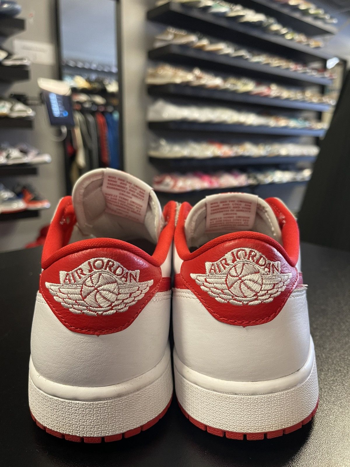 Jordan Brand Size 10 - Jordan 1 Low Retro University Red Clean! Size US 10 / EU 43 - 4 Thumbnail