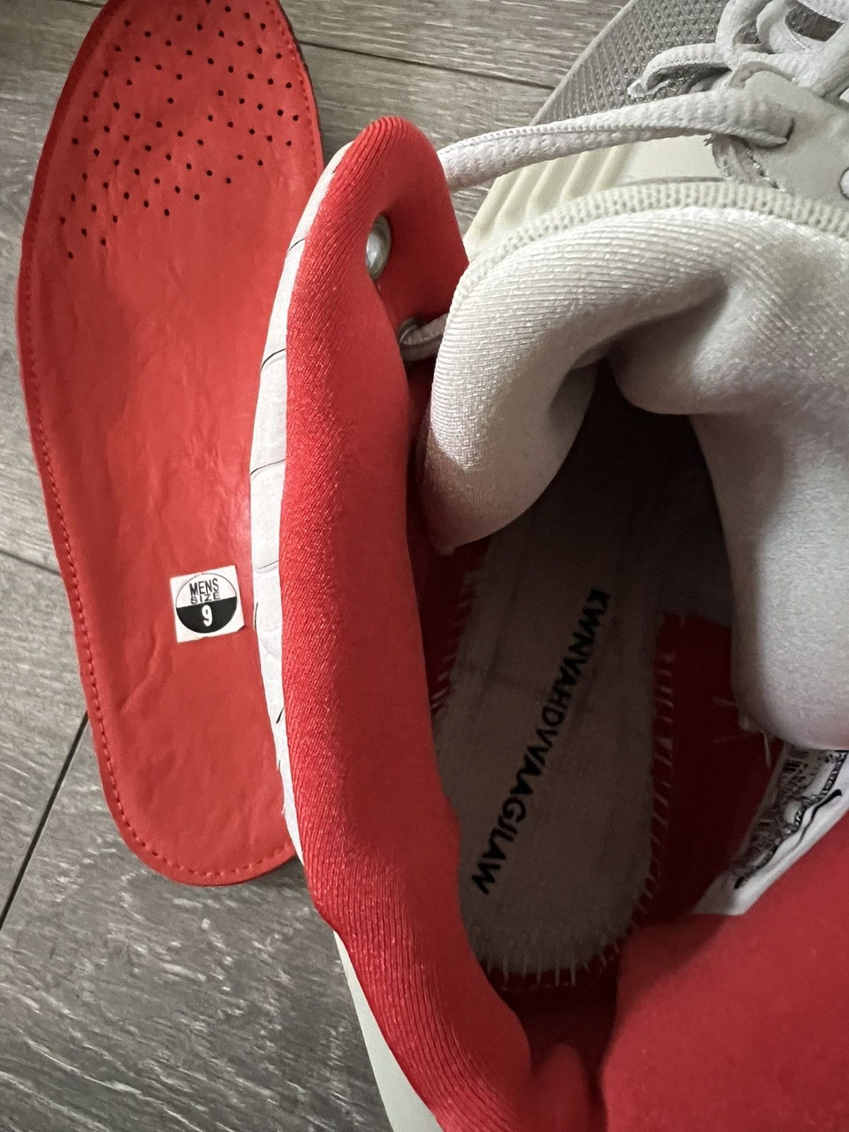 Kanye West × Nike Nike Air Yeezy 2 Platinum Wolf Grey Size US9 Size US 9 / EU 42 - 12 Thumbnail