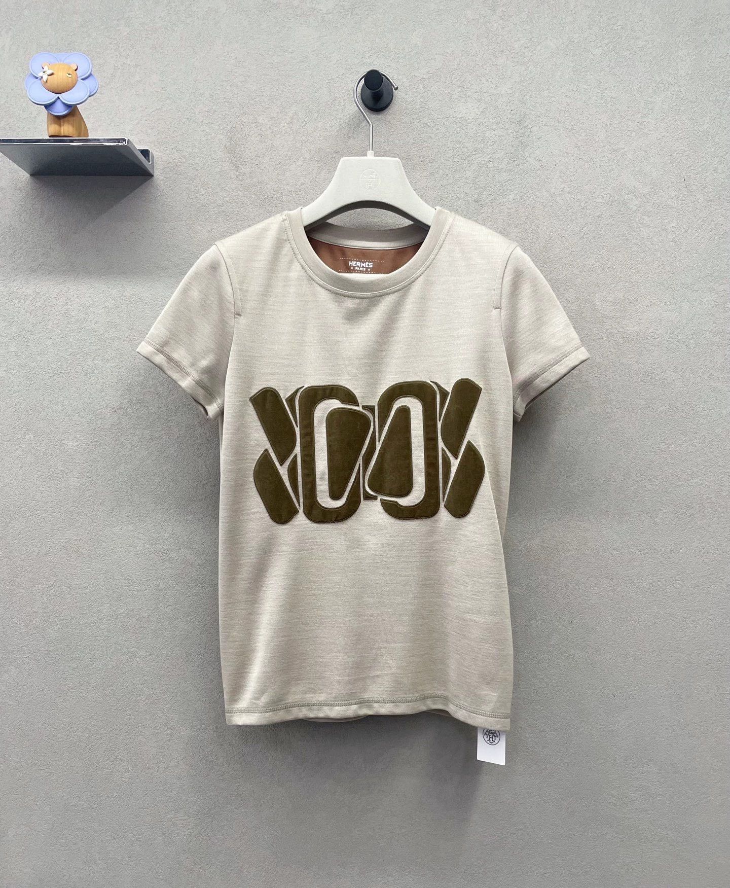 Hermes Hermes Beige Short Sleeve T-shirt Size US XS / EU 42 / 0 - 1 Thumbnail