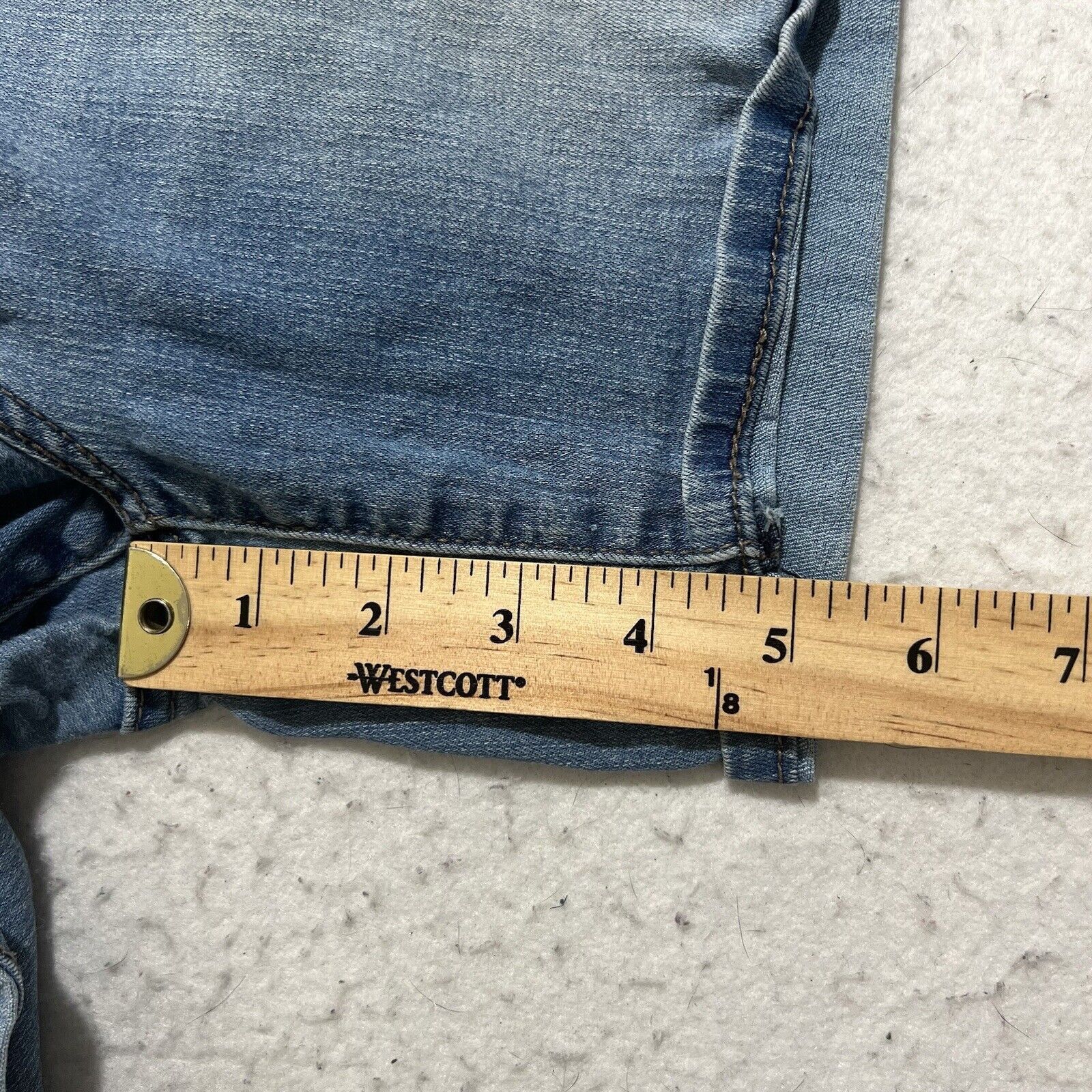 Levi's Levi's 36 Waist Blue Bermuda Jean Shorts Patch 5" Inseam Size 36" / US 14 / IT 50 - 11 Thumbnail