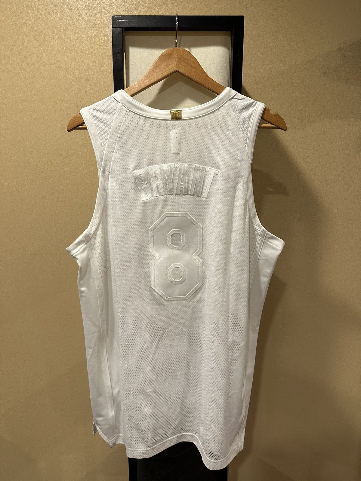 Complex Nike x ComplexCon Exclusive Kobe Bryant White 8 Jersey Size US L / EU 52-54 / 3 - 4 Thumbnail