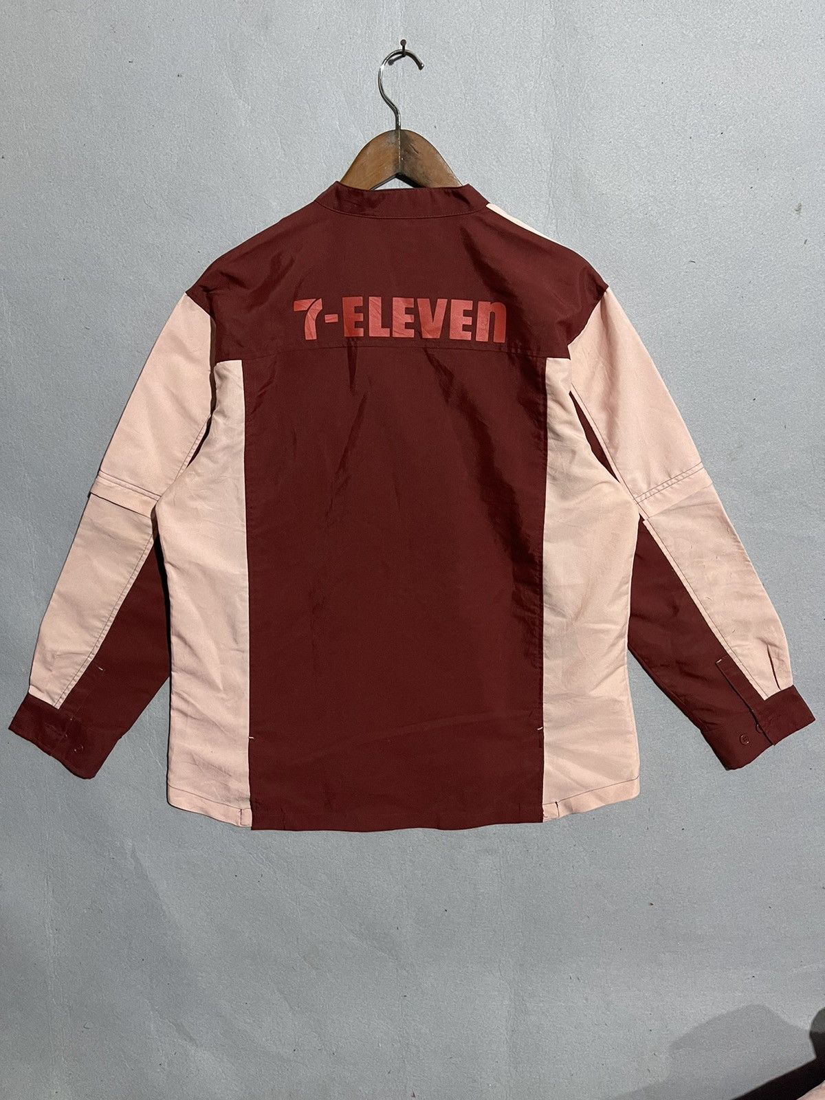 Japanese Brand Vintage 7-Eleven Uniform Jacket Detachable Sleeves Size US XL / EU 56 / 4 - 7 Thumbnail