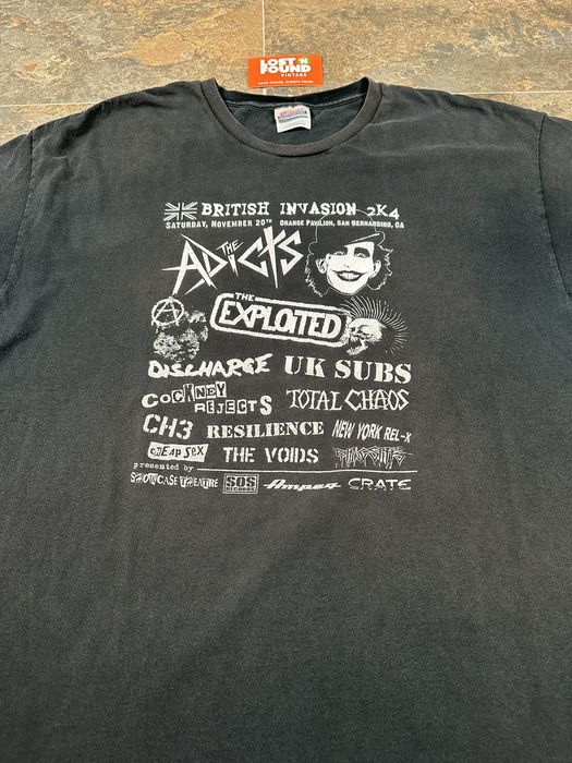 Vintage 2004 Vintage British Invasion Punk Rock Band Concert Tee Tee