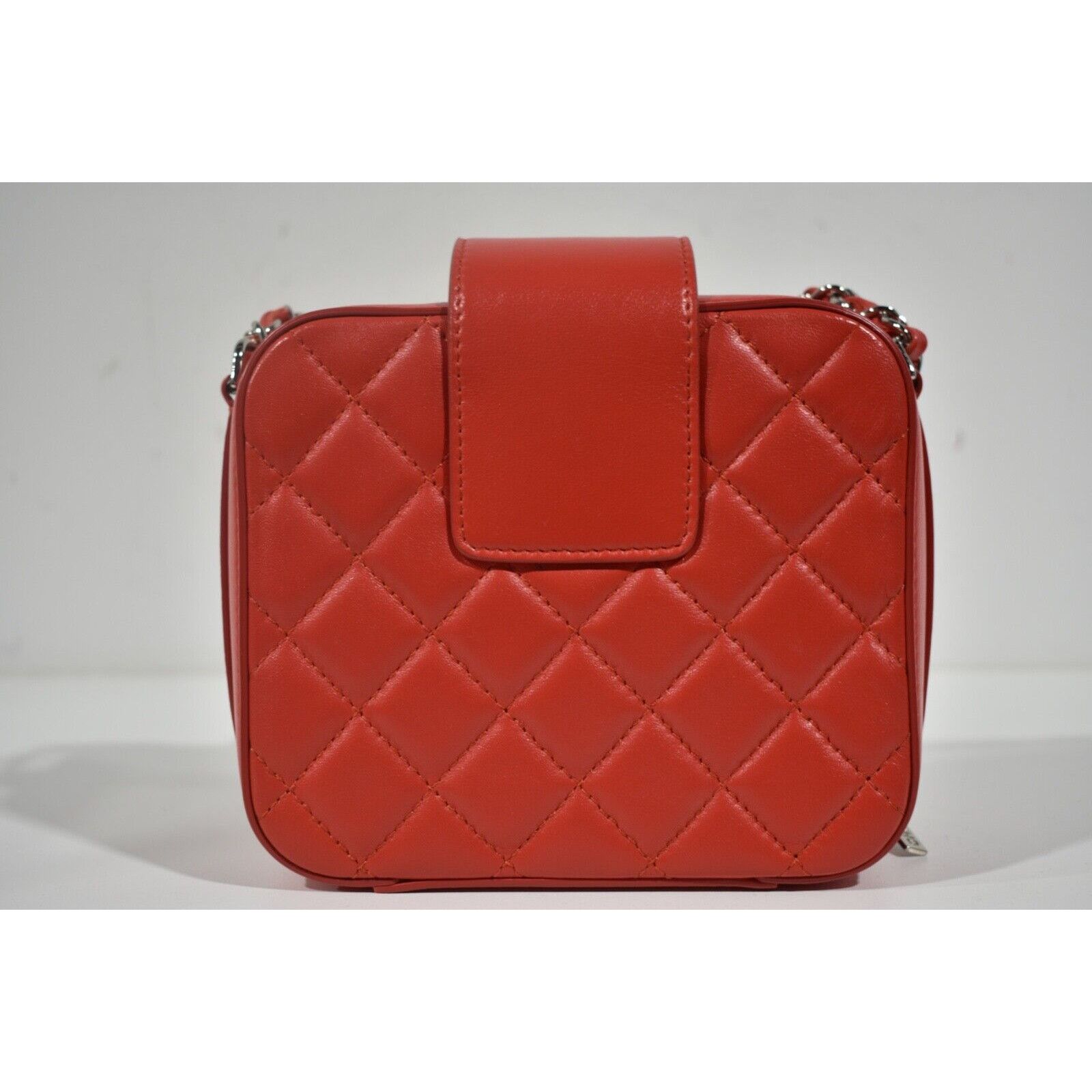 Chanel Chanel Quilted Camera Case CC Silver Crossbody Shoulder Bag Size ONE SIZE - 7 Thumbnail