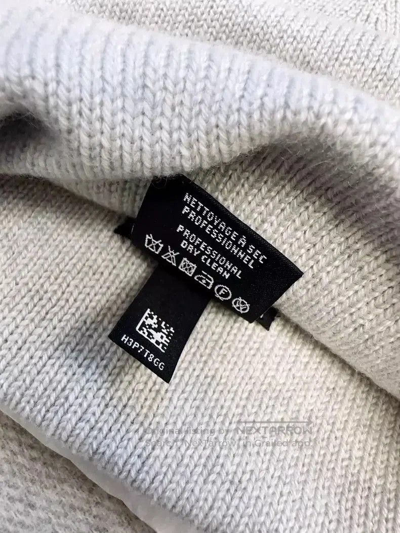 Chanel Chanel Grey Beanie with Diamond Logo. Size ONE SIZE - 7 Thumbnail