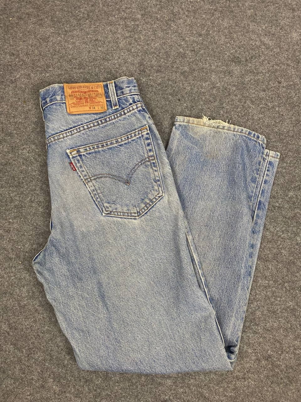 Levi's vintage levis relaxed straight leg nice design Size US 35 - 2 Thumbnail