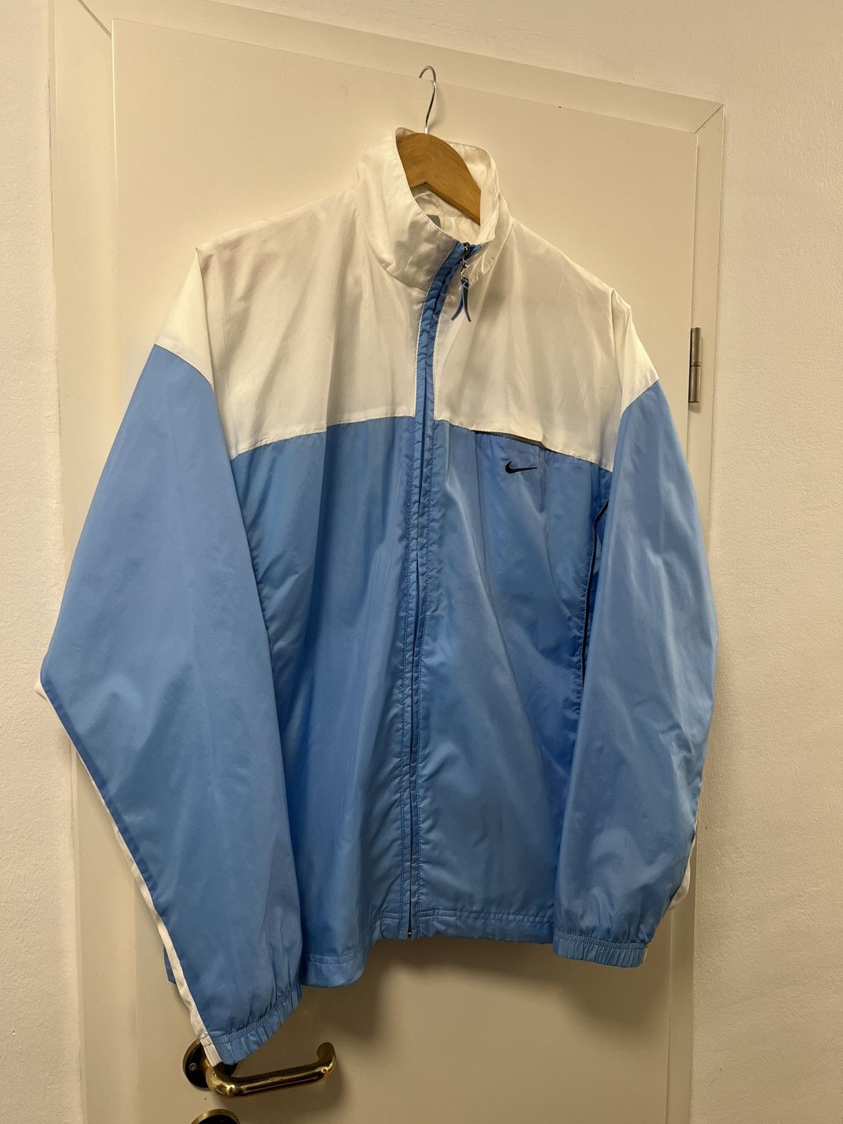 Nike Vintage 1990s Nike Windbreaker Jacket White & Light Blue Size US M / EU 48-50 / 2 - 1 Thumbnail