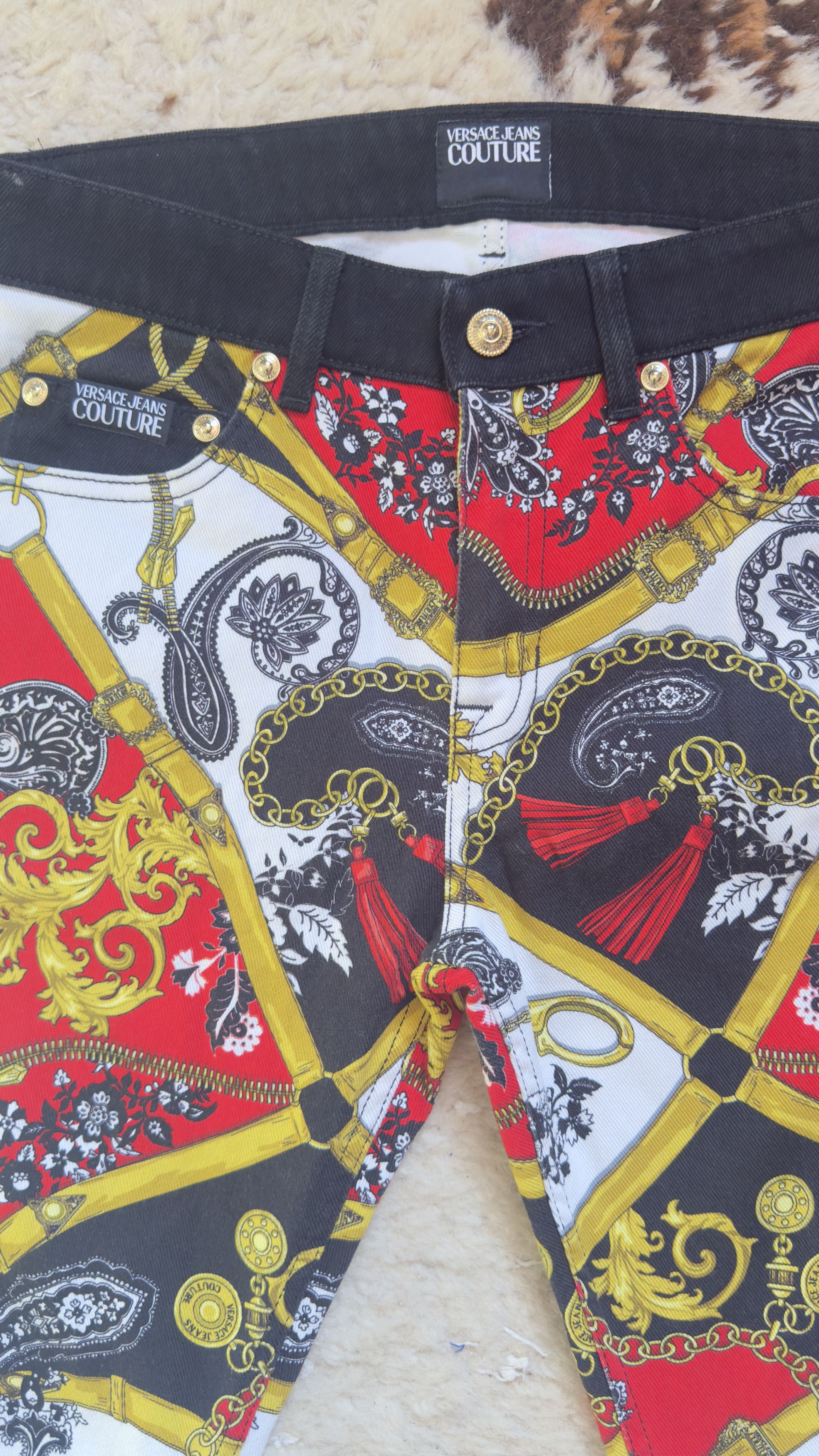 Versace Jeans Couture 🔥 Versace Rare Baroque Print Jeans size 31 US like new Size US 31 - 8 Thumbnail