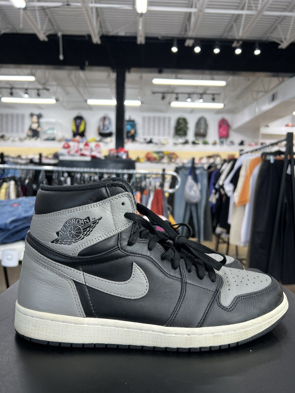 Jordan Brand × Nike Air Jordan 1 Shadow Sz. 10.5 (2018) Size US 10.5 / EU 43-44 - 6 Thumbnail
