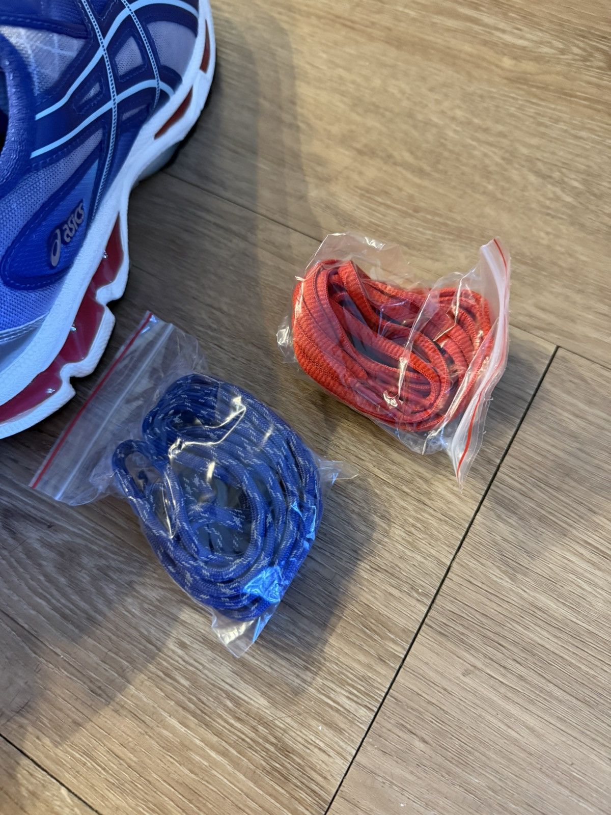 Asics × Kith × Marvel Comics Kith x Marvel vs Capcom “Mega Man vs Iron Man” Asics Size US 11.5 / EU 44-45 - 13 Thumbnail