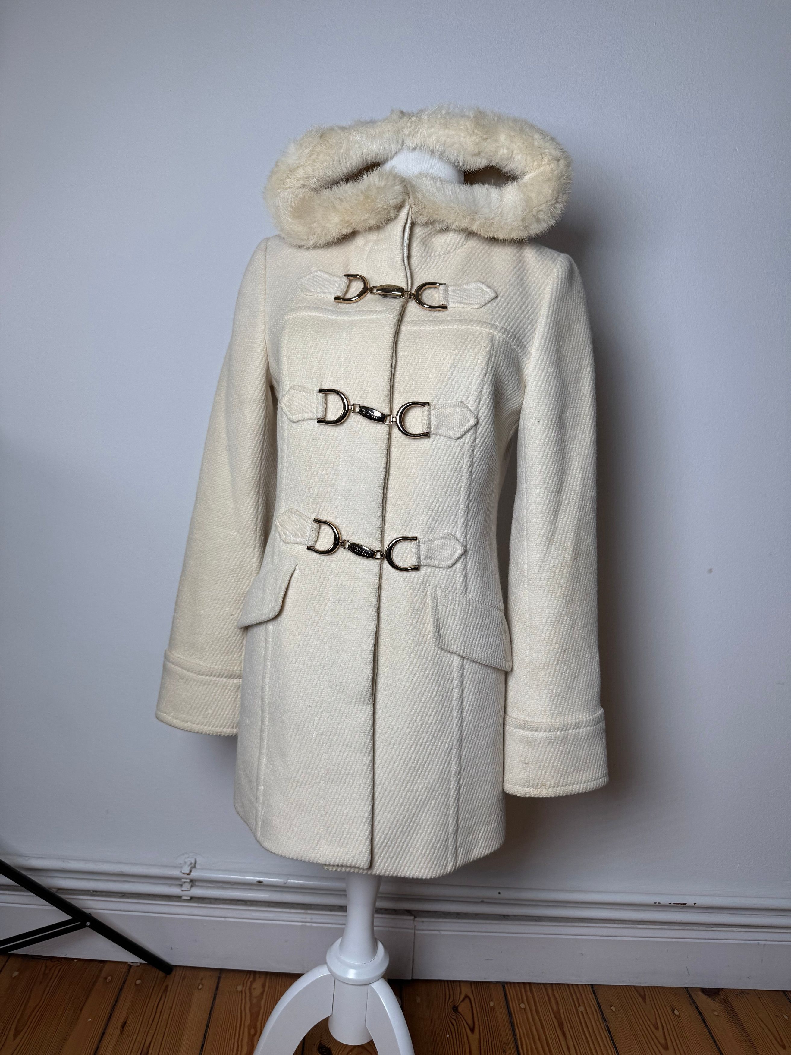Burberry Vintage Wool Fur Coat Beige White M Size S / US 4 / IT 40 - 1 Thumbnail