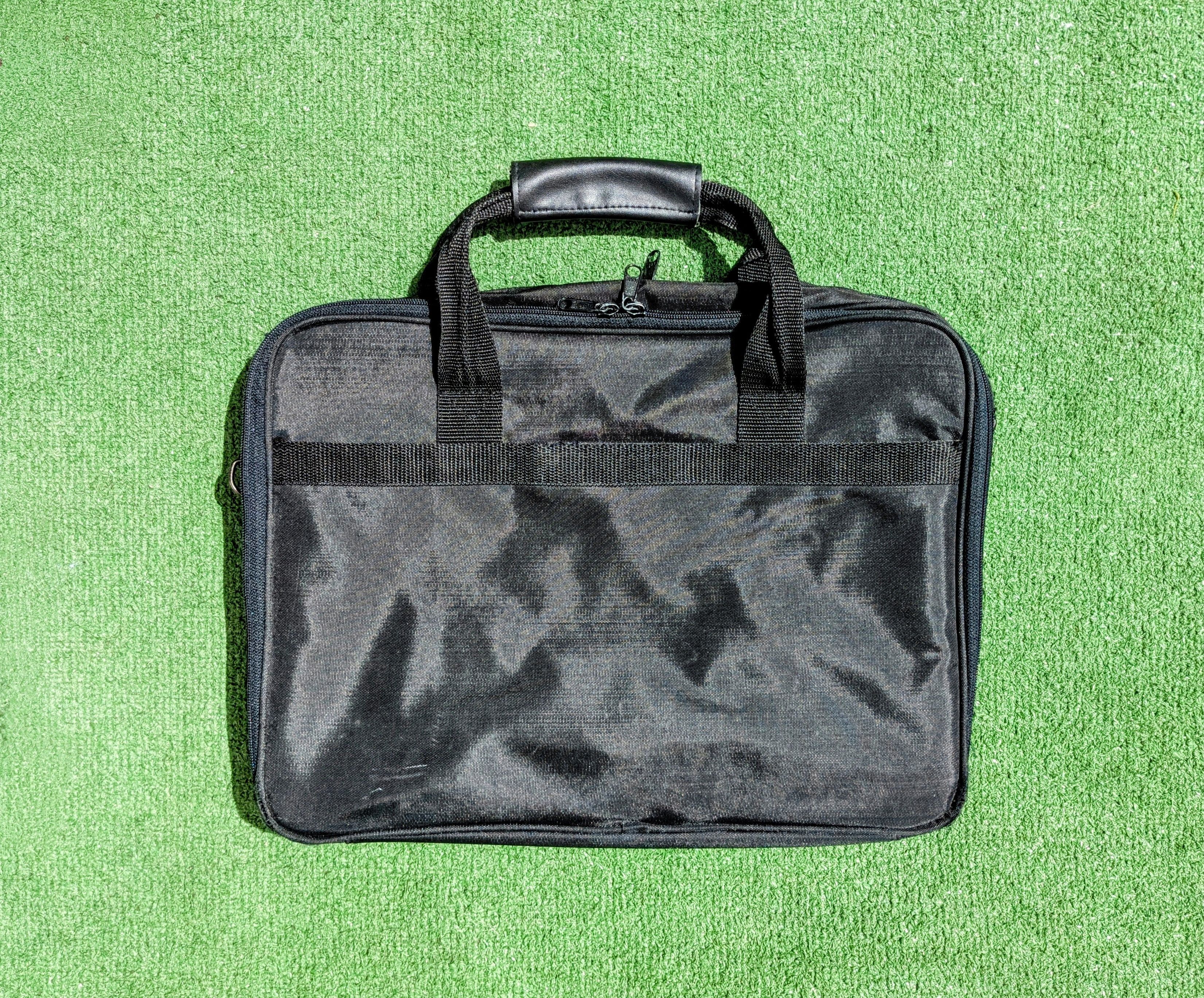 Designer 16" Laptop Sleeve/Notebook Case/Computer Messenger Bag GUC Size ONE SIZE - 2 Thumbnail
