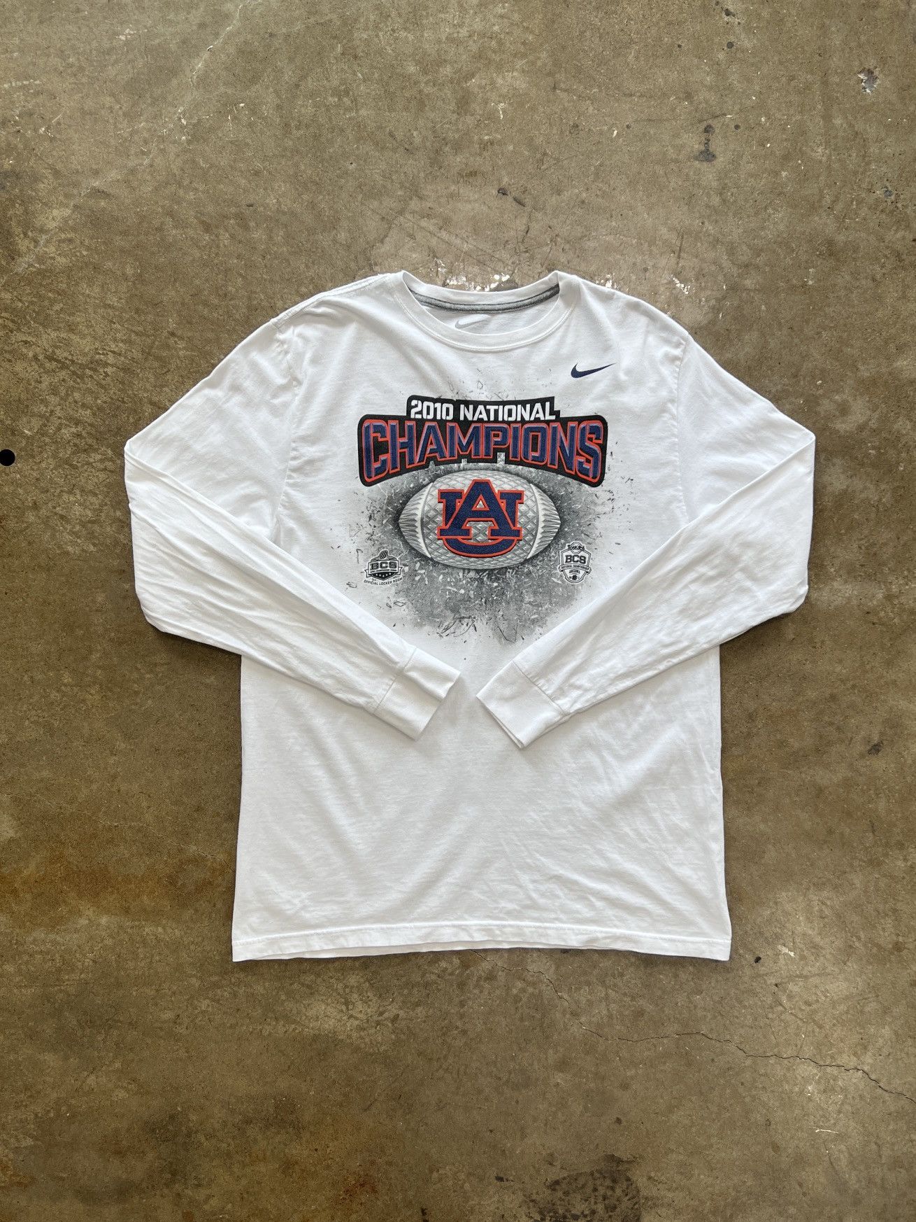 NCAA Nike University of Auburn National Champions LS XL Size US XL / EU 56 / 4 - 2 Thumbnail