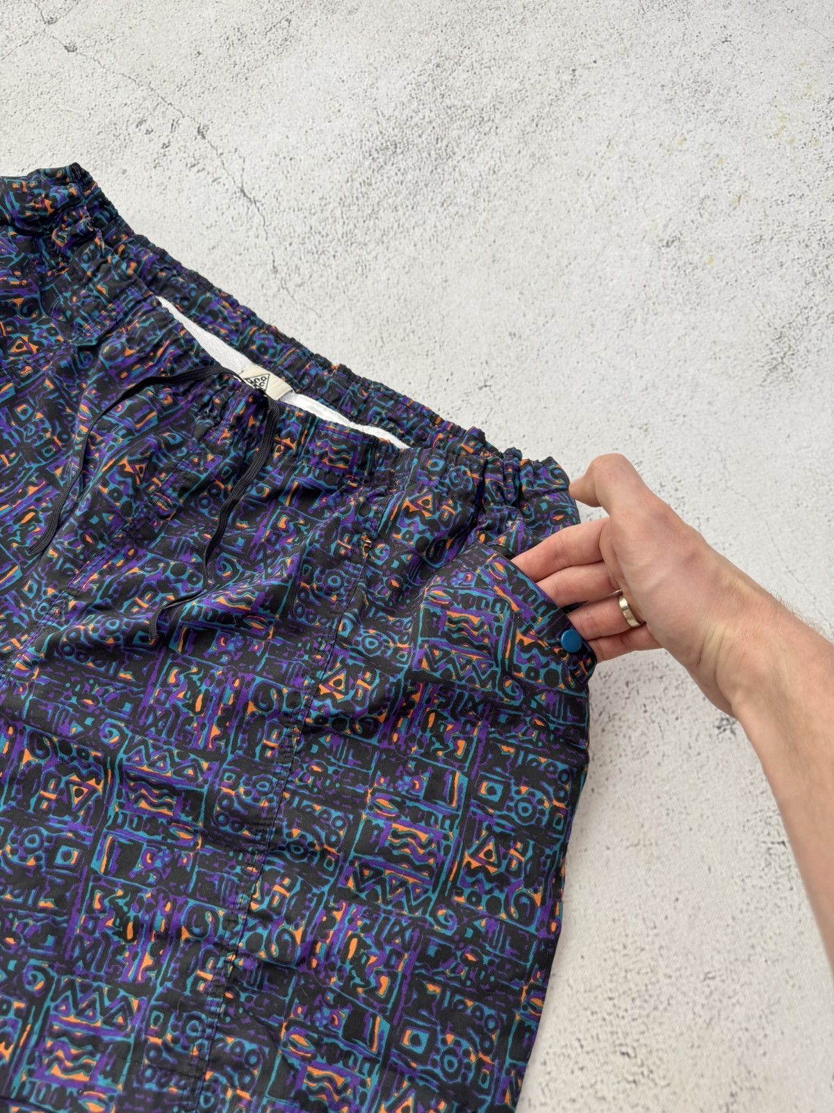 Nike ACG × Vintage Nike ACG Vintage Mosaic Shorts Size US 36 / EU 52 - 4 Thumbnail