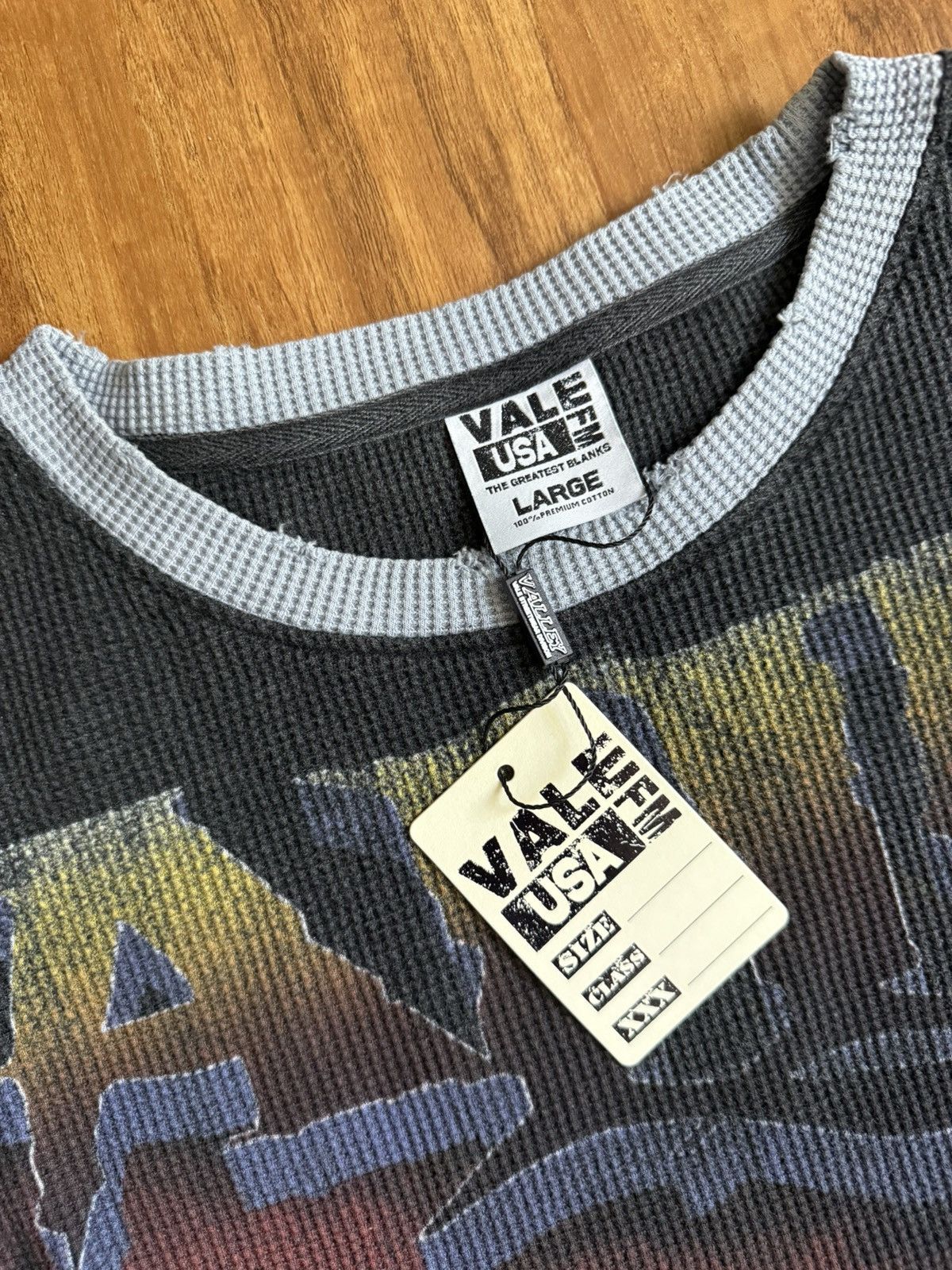 Vale Vale Forever Wraith of Faith Thermal Long Sleeve size Large Size US L / EU 52-54 / 3 - 2 Thumbnail