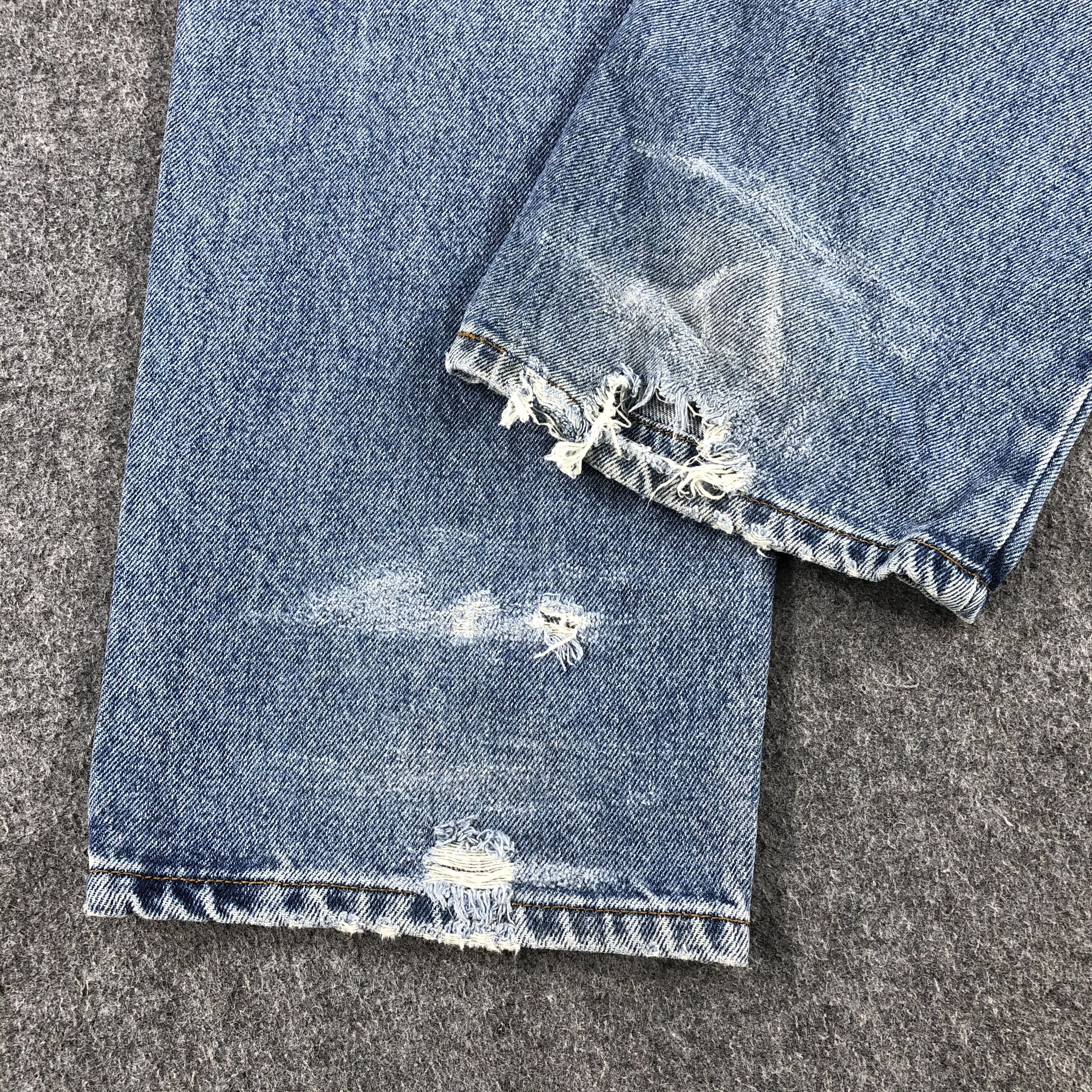 Levi's Vintage Blue Wash Levis 550 Jeans-J1394 Size US 31 - 6 Thumbnail