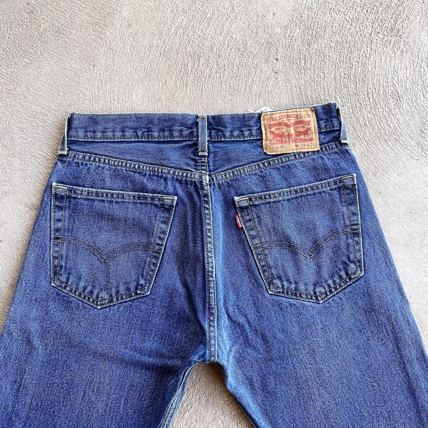 Levi's Levi's 505 Jeans Men 32x30 Blue Denim Dark Wash Solid Straight Zip Regular Inseam 30 Embroidered Logo Size US 32 / EU 48 - 6 Thumbnail