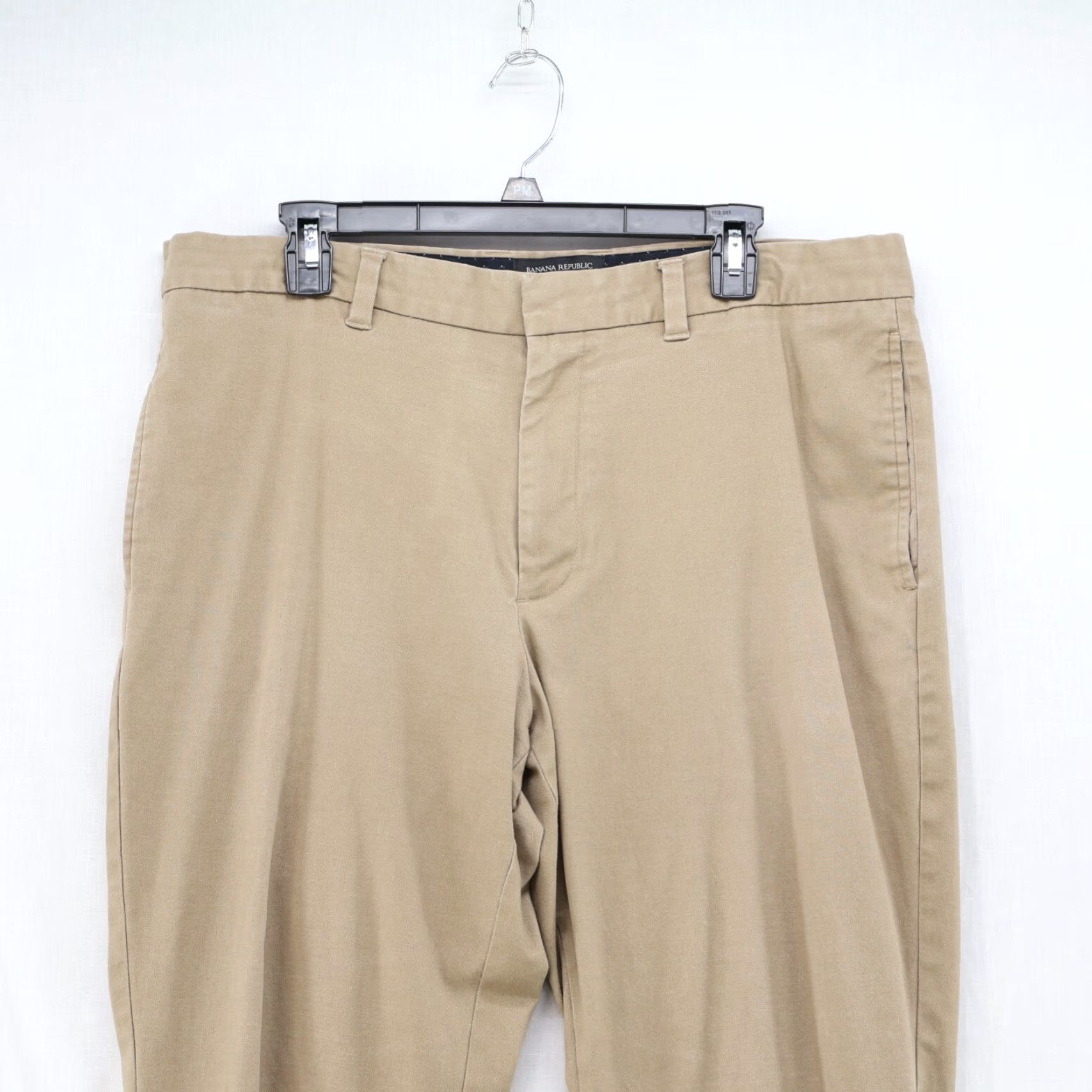 Banana Republic VINTAGE Banana Republic Aiden Pants Men's 36x28 Khaki Straight Leg Preppy Office Wear Size US 36 / EU 52 - 2 Thumbnail