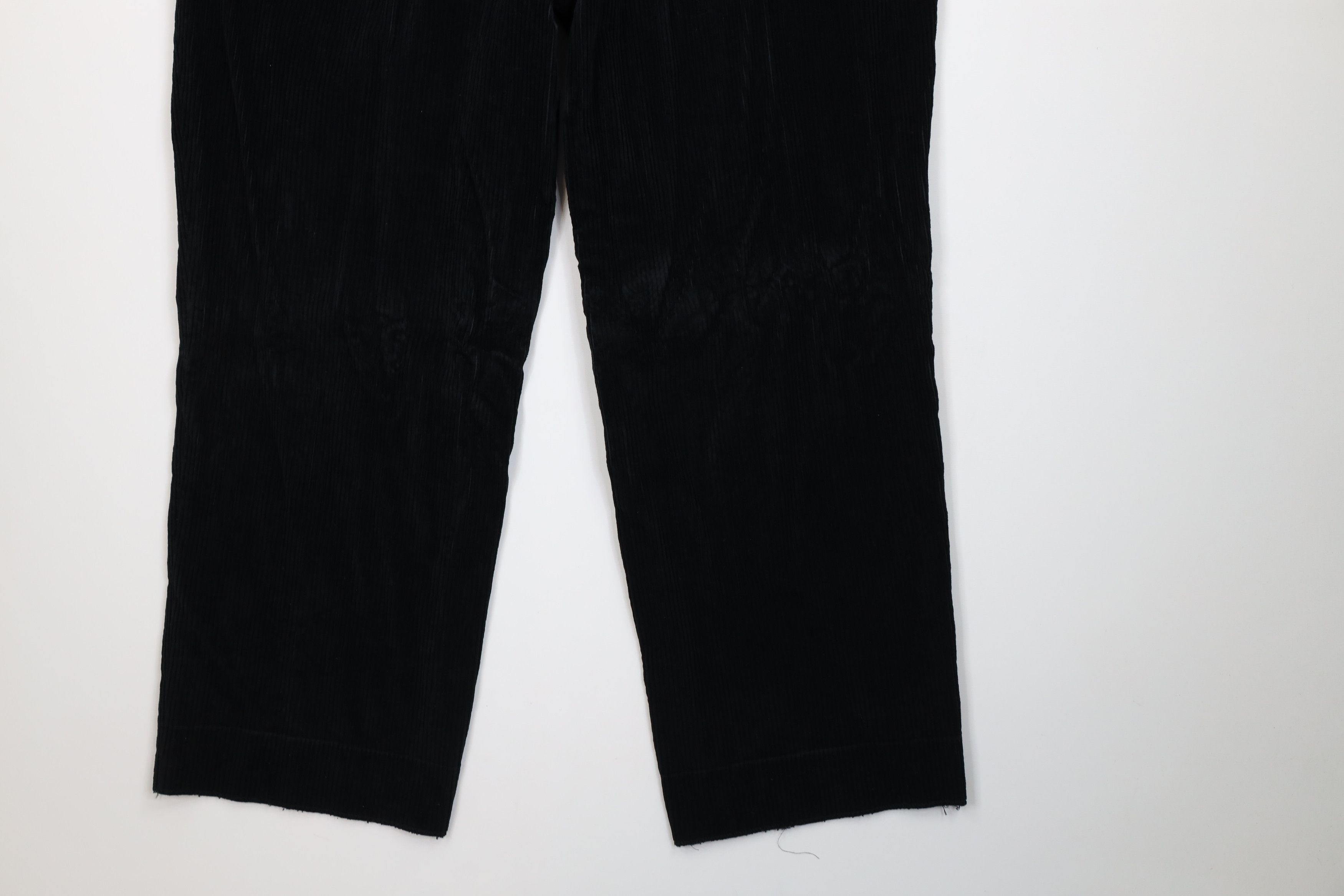 Vintage Vintage 90s Streetwear Pleated Wide Leg Corduroy Chino Pants Size US 40 / EU 56 - 11 Thumbnail
