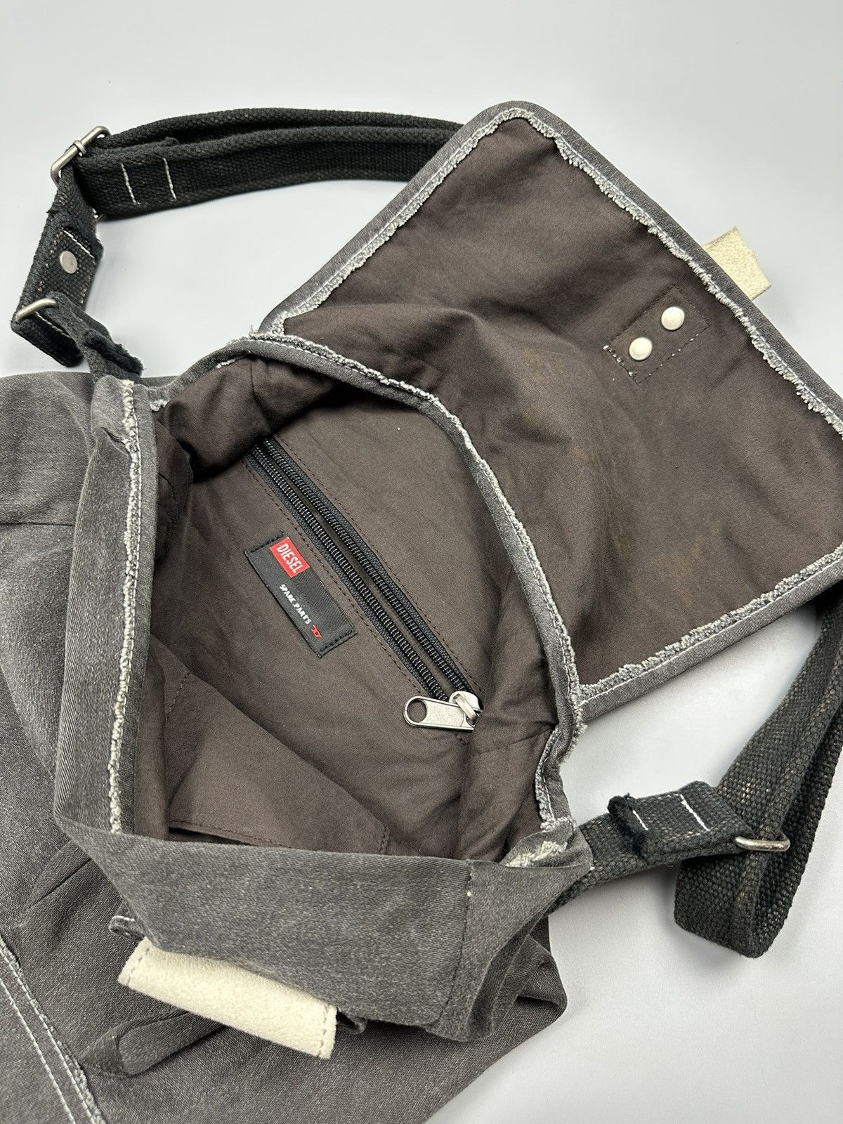 Diesel Vintage Diesel Sling Bag Size ONE SIZE - 9 Thumbnail