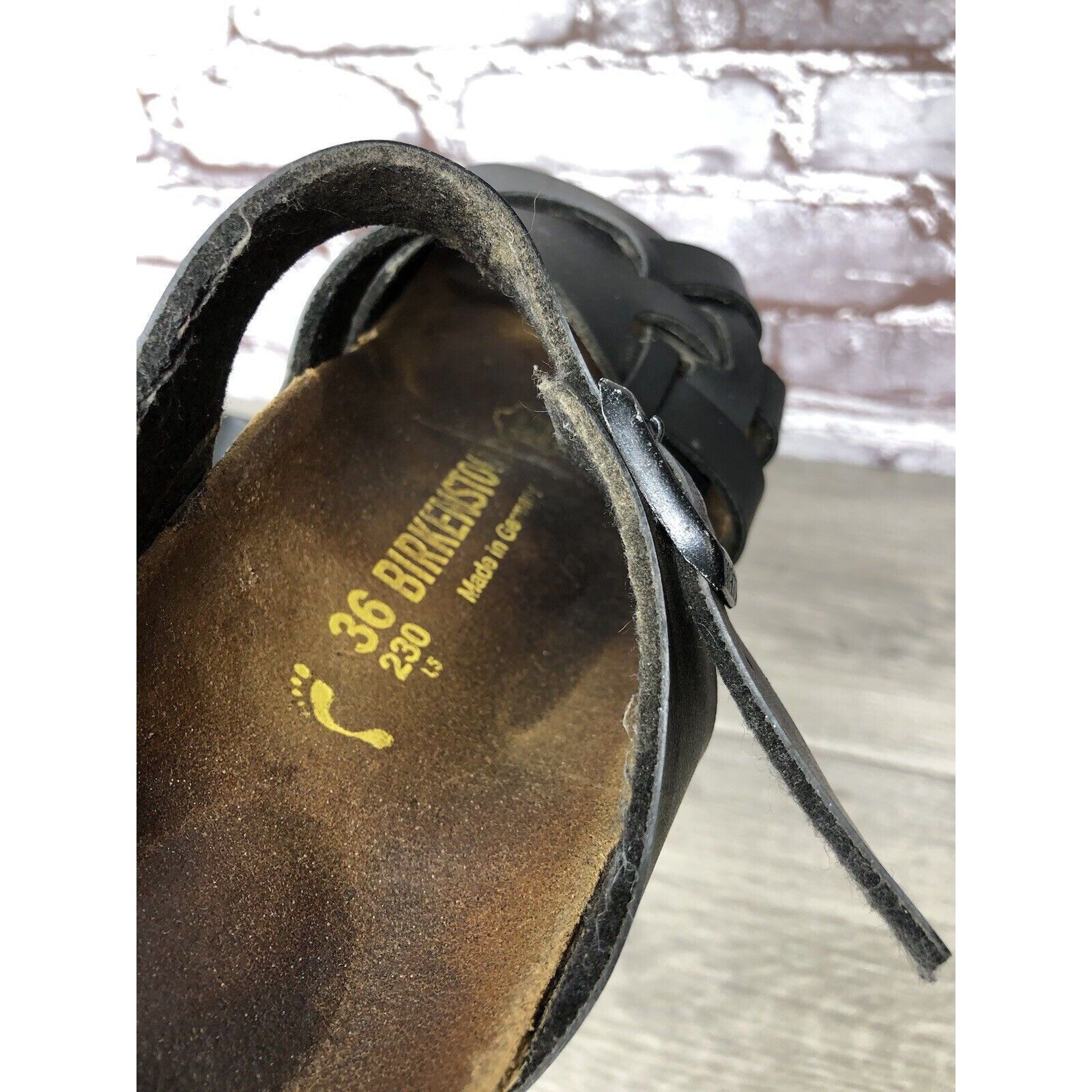 Birkenstock Birkenstock Pisa Black Leather Strappy Slides Cork Sandals W Size US 5.5 / IT 35.5 - 14 Thumbnail