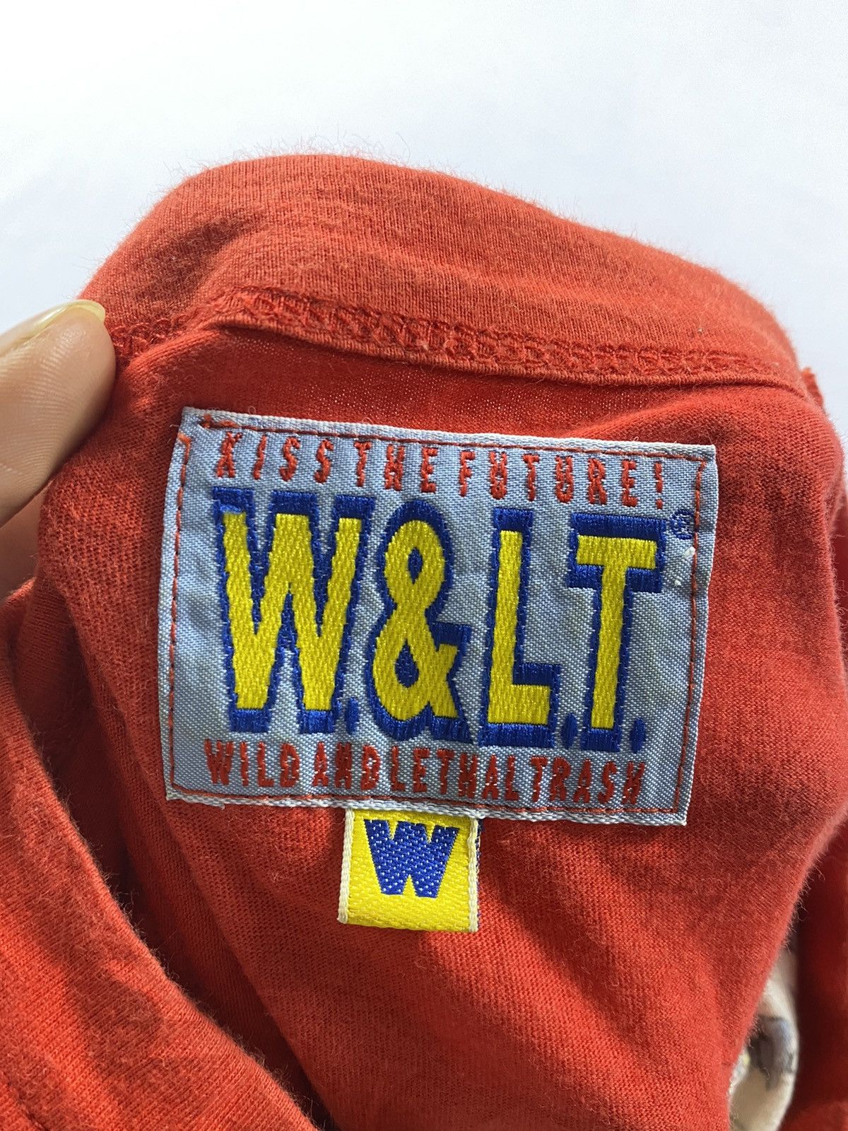 W&LT W.&L.T. Warrior kiss the future! long sleeve shirt Size US L / EU 52-54 / 3 - 4 Thumbnail