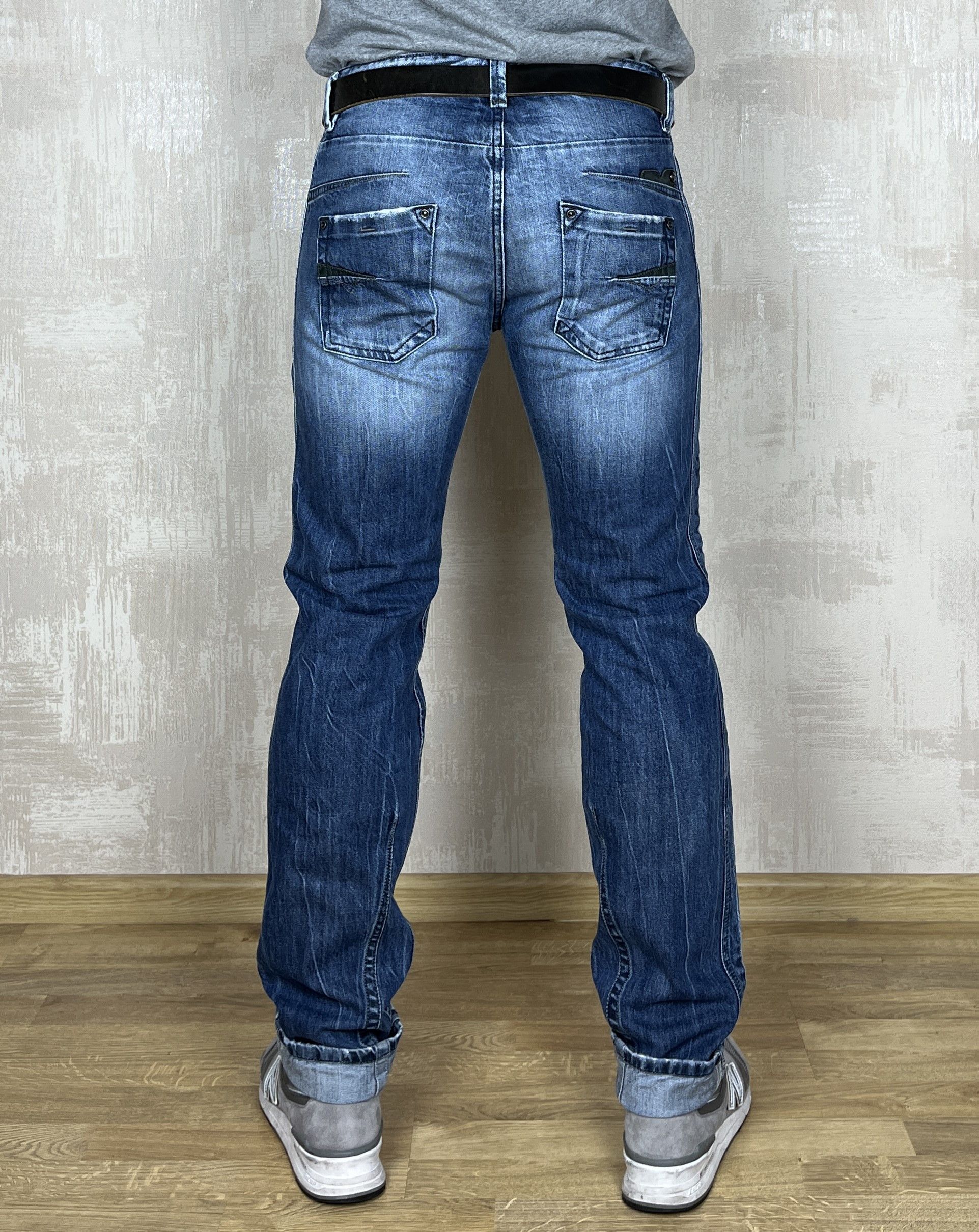 Diesel Diesel Darron Regular Slim Tapered Denim Jeans Button Fly Size US 33 - 17 Thumbnail