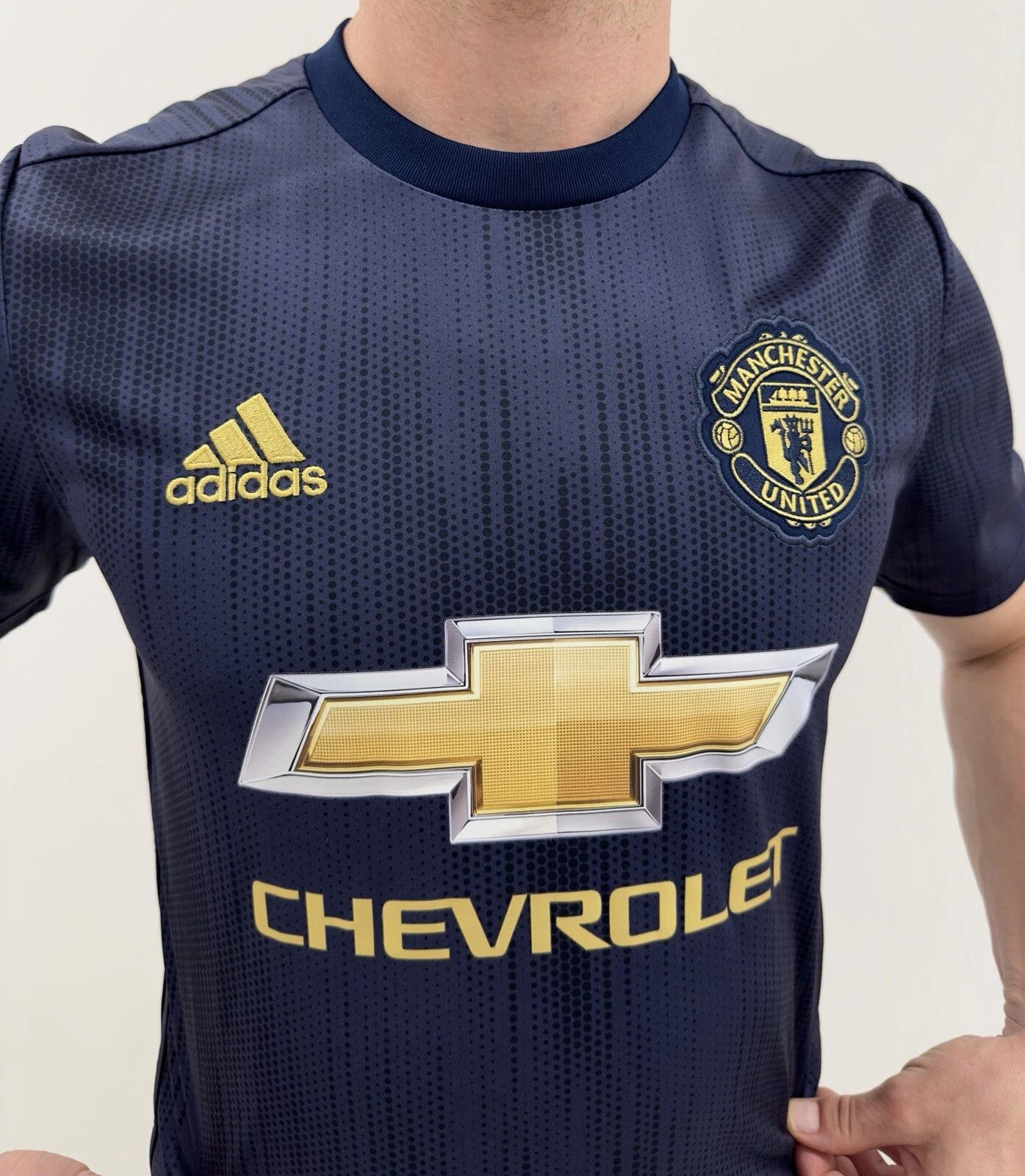 Adidas Manchester United 2018 2019 Third 3rd Jersey Soccer Football Size US S / EU 44-46 / 1 - 6 Thumbnail