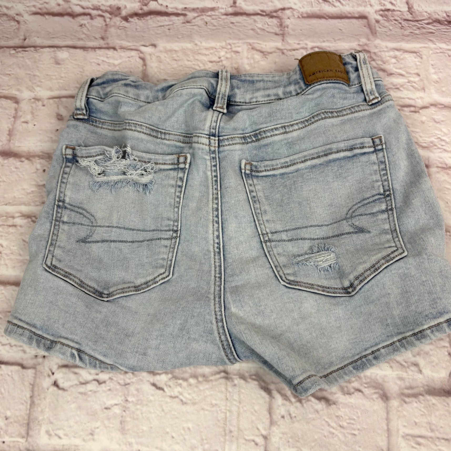 American Eagle Outfitters American Eagle Outfitters Shorts Womens 2 Blue High-Rise Shortie Denim Cutoff Size 26" / US 2 / IT 38 - 2 Thumbnail