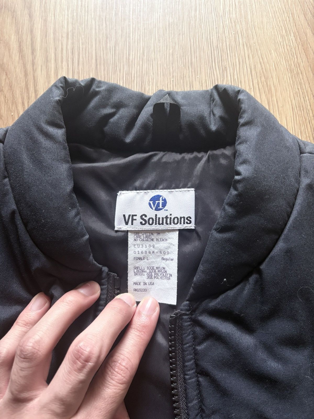 Vintage Vintage puffer vest Size L / US 10 / IT 46 - 2 Thumbnail