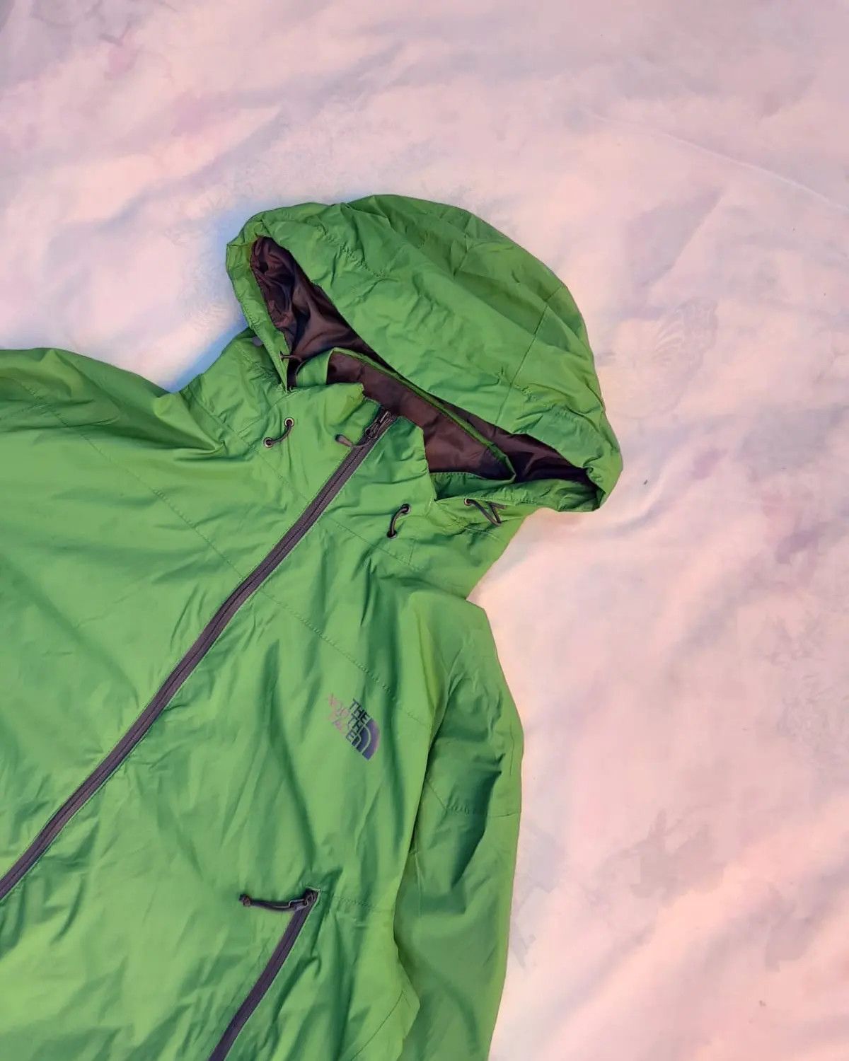 Norton TNF WATERPROOF HYVENT JACKET SIZE-L COND- 10/10 Size US L / EU 52-54 / 3 - 7 Thumbnail