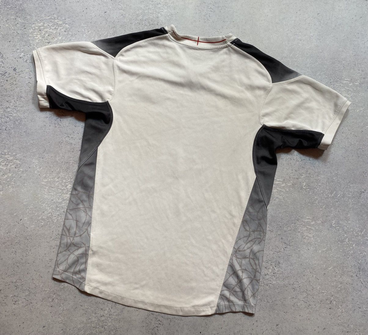 Nike Vintage Nike England rugby jersey size small Size US S / EU 44-46 / 1 - 11 Thumbnail