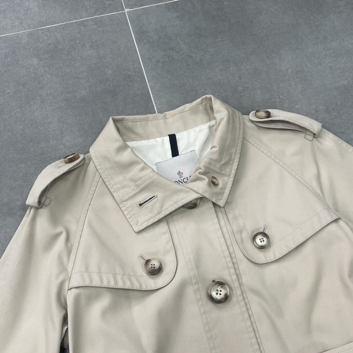 Moncler Authentic Moncler Thalia Women Trench Coat Jacket Size 1 (S) Size S / US 4 / IT 40 - 14 Thumbnail