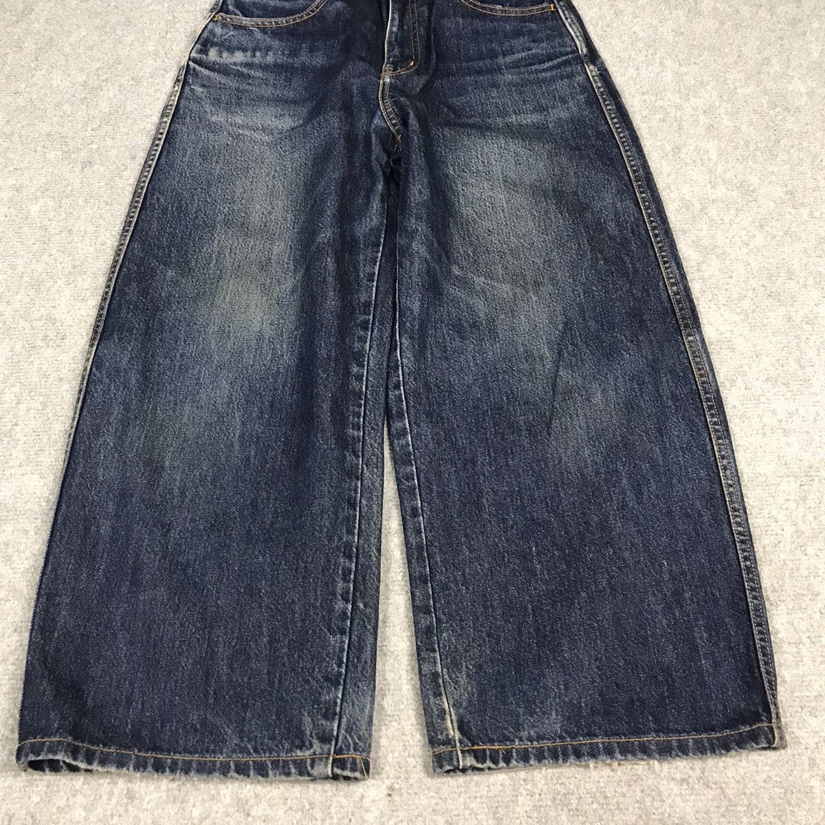 Japanese Brand UNIQLO X U UNDERCAVER BAGGY STYLE DENIM PANTS Size 24" / US 00 / IT 34 - 2 Thumbnail
