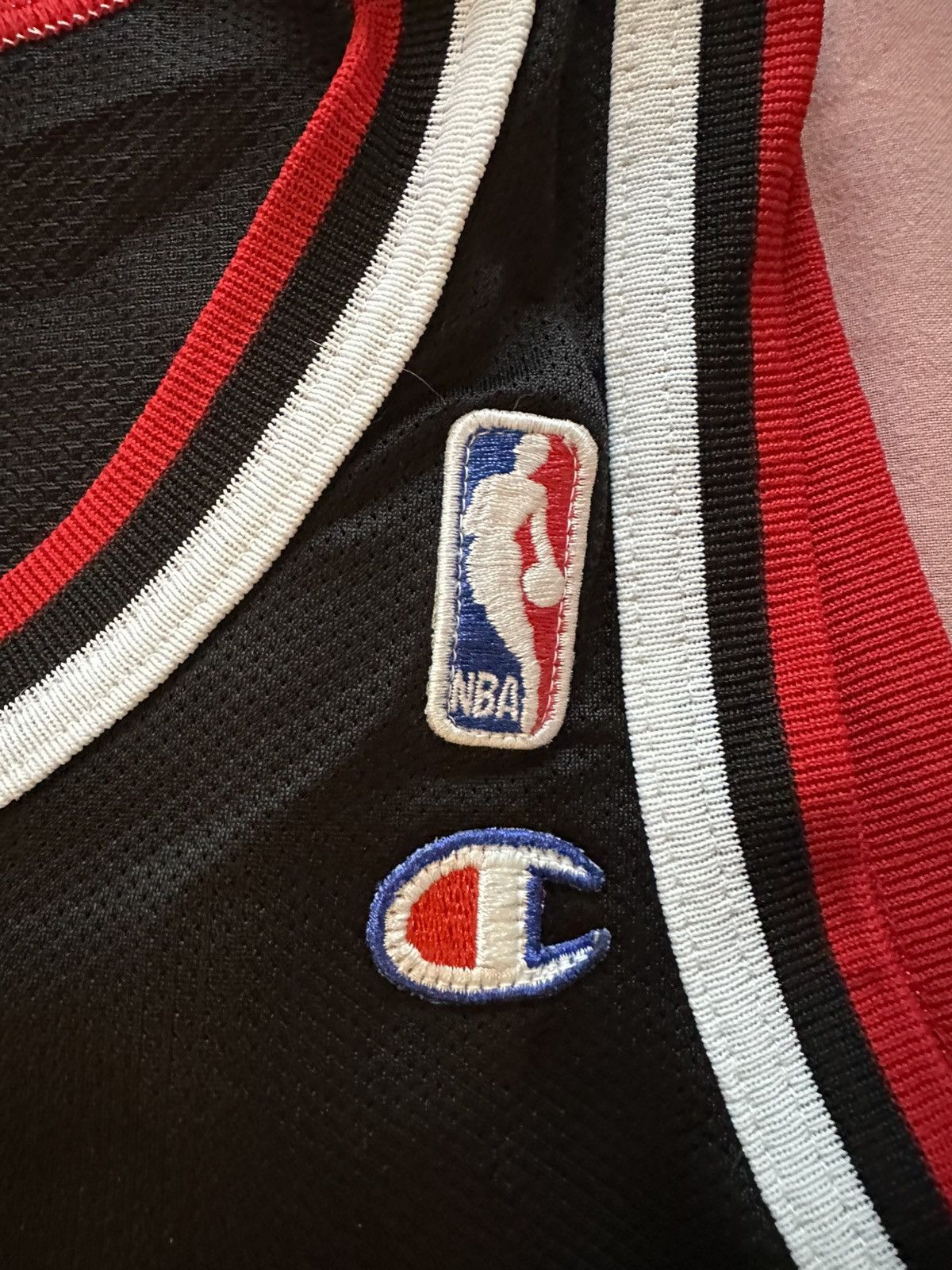 Vintage Bulls Jordan vintage black mid 90s champion jersey Size US M / EU 48-50 / 2 - 3 Thumbnail