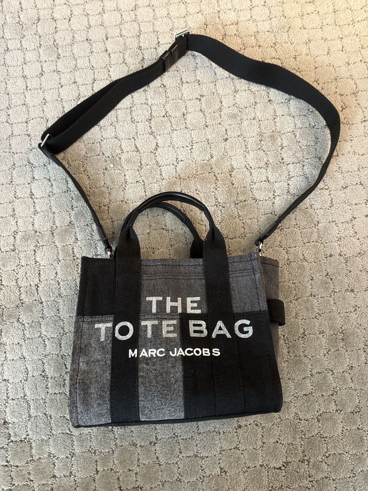 image of Marc Jacobs Marc Jacob’S Mini Tote Bag in Black, Women's