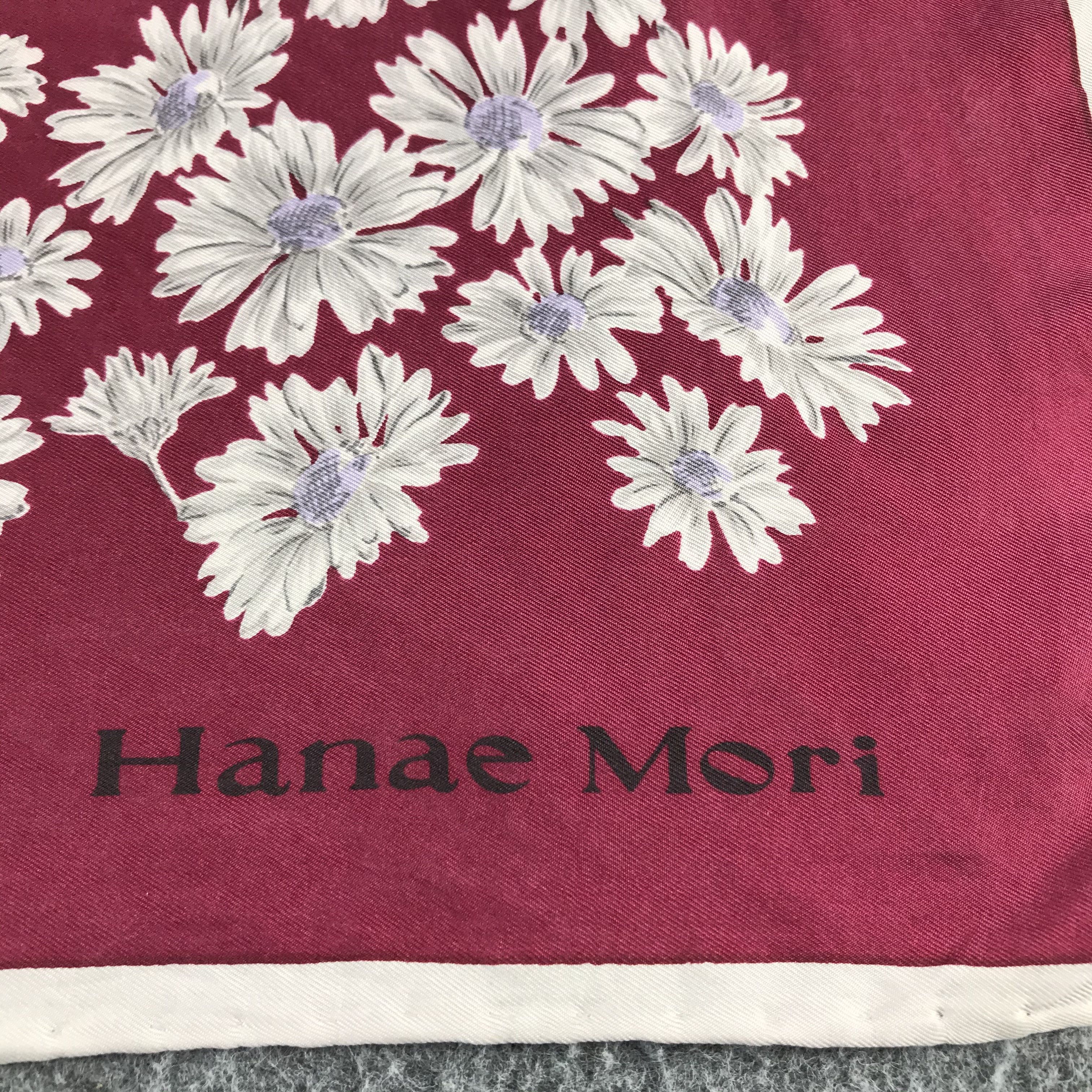 Hanae Mori Hanae Mori Floral Silk Scarf M32 Size ONE SIZE - 4 Thumbnail