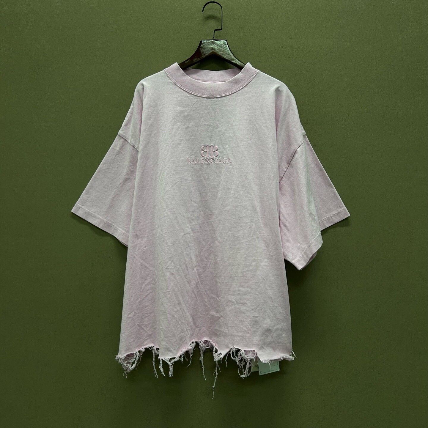 Balenciaga Balenciaga 24 Distressed Embroidered Logo Tee Size US XL / EU 56 / 4 - 1 Thumbnail