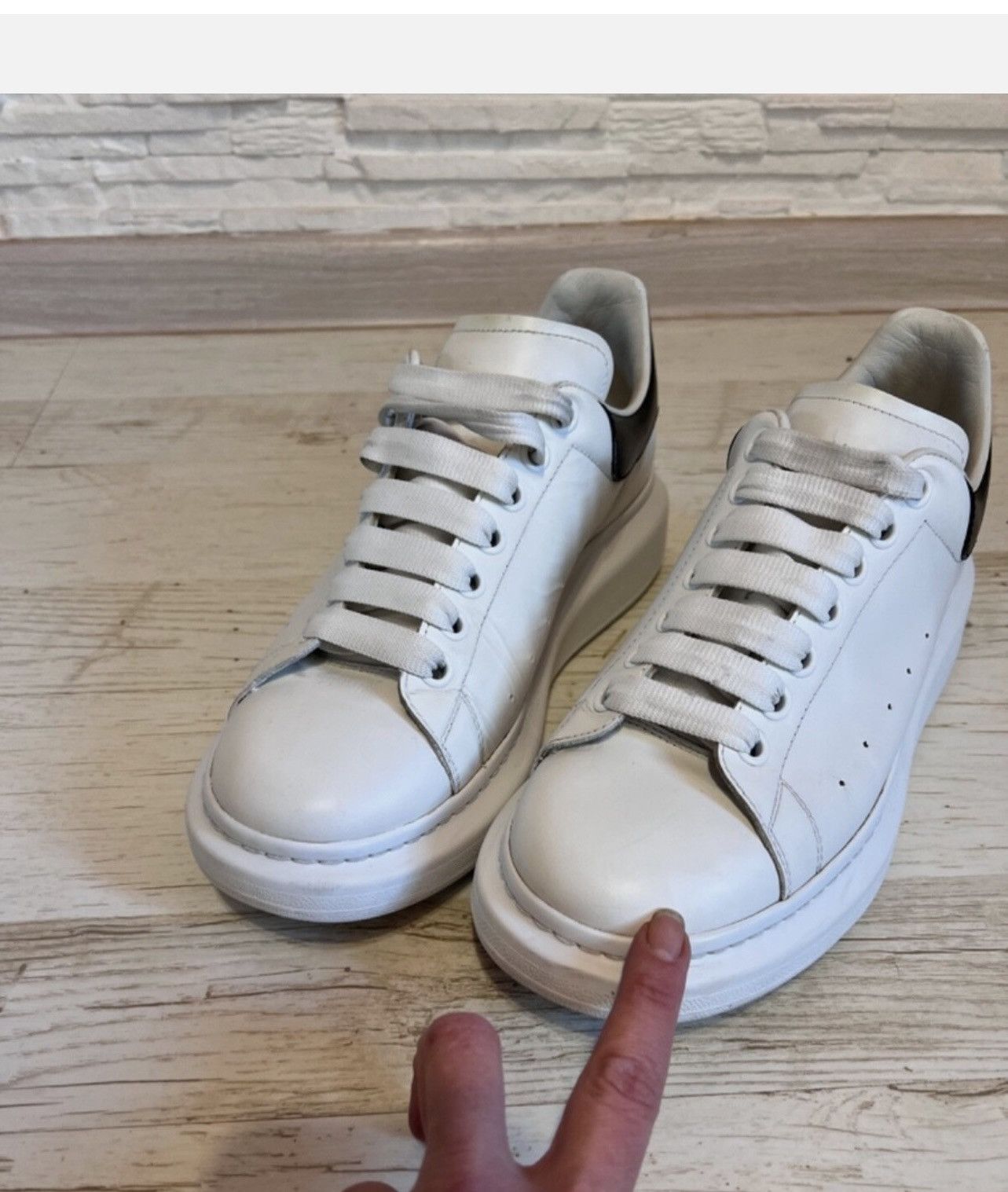 Alexander McQueen Alexander McQueen Leather Sneakers EU 41.5 (27cm) Size US 8.5 / EU 41-42 - 17 Thumbnail