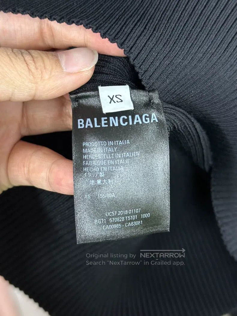 Balenciaga Balenciaga Shoulder logo letter black knitted coat bottomi Size XS / US 0-2 / IT 36-38 - 5 Thumbnail