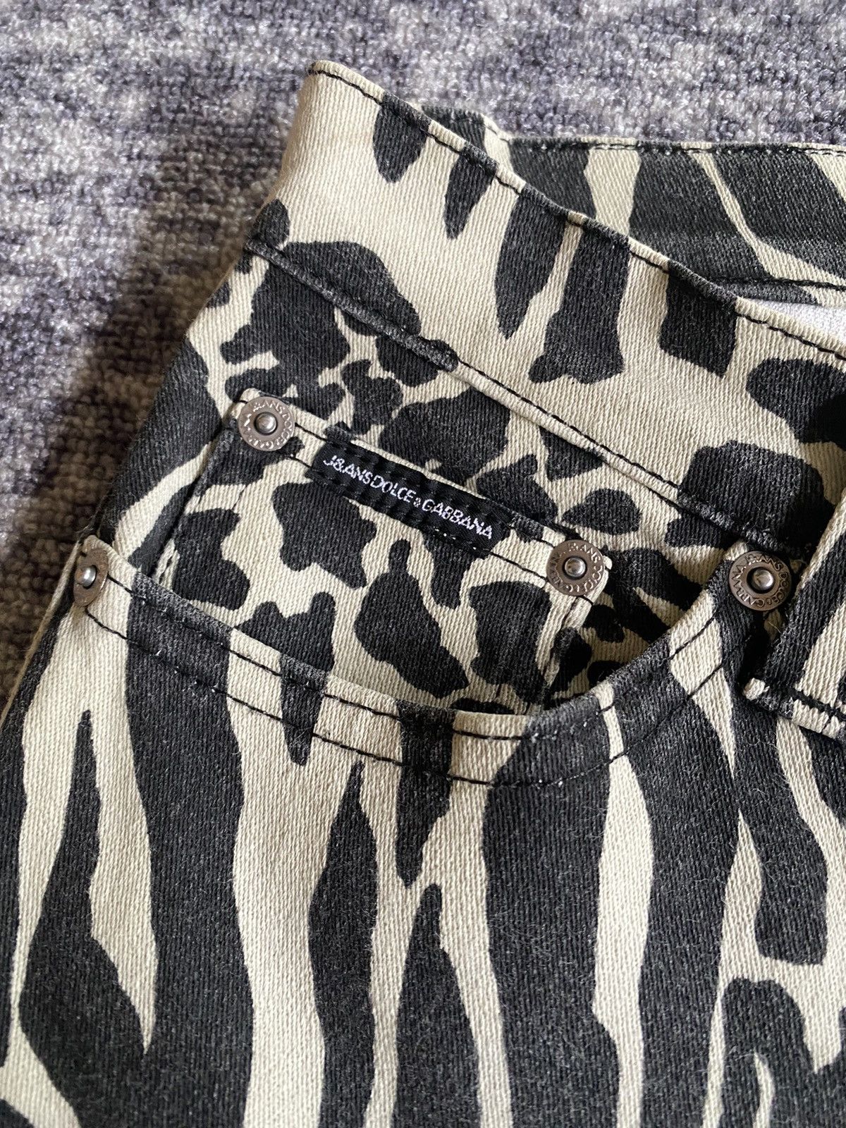 Dolce & Gabbana Dolce & Gabbana J&ans zebra pattern pants Size US 27 - 5 Thumbnail