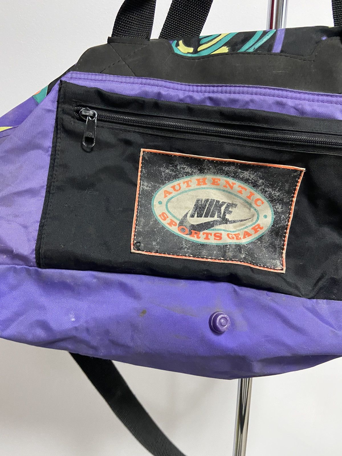 Nike × Vintage Nike Bag sport shoulder Vintage Big Logo 90s Style Size ONE SIZE - 8 Thumbnail