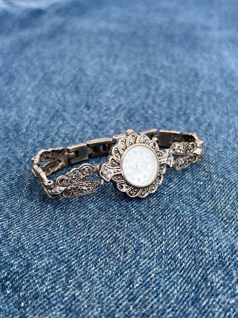 Japanese Brand × Vintage Vintage Japanese style futuristic Watch Size ONE SIZE - 1 Thumbnail