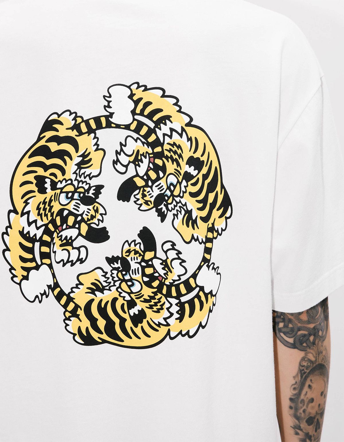 Kenzo Kenzo Verdy Market Genderless Oversized Off-White T-Shirt Size US XXS / EU 40 - 7 Thumbnail