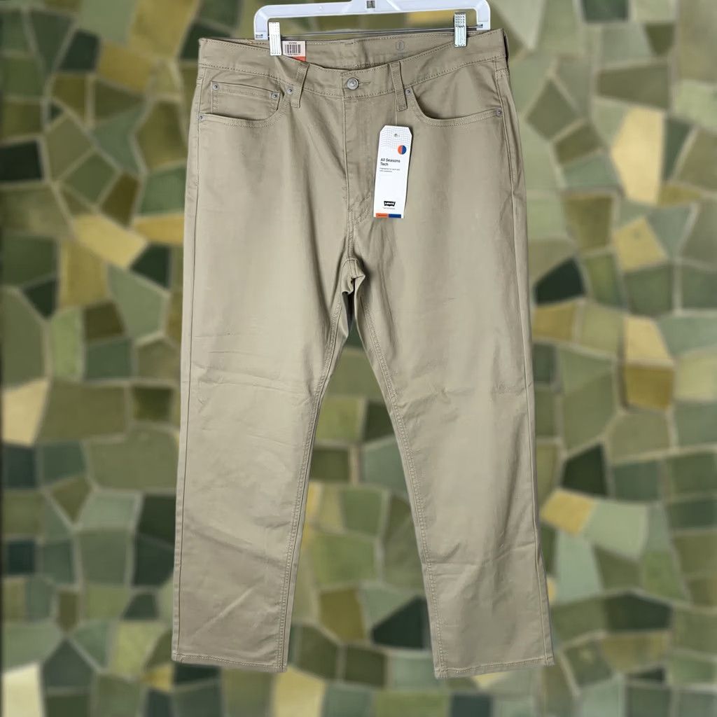Levi's Levi's 541 Athletic Taper Pants Men 36x32 Beige Tech Golf Twill Preppy Office NWT Size US 36 / EU 52 - 1 Thumbnail