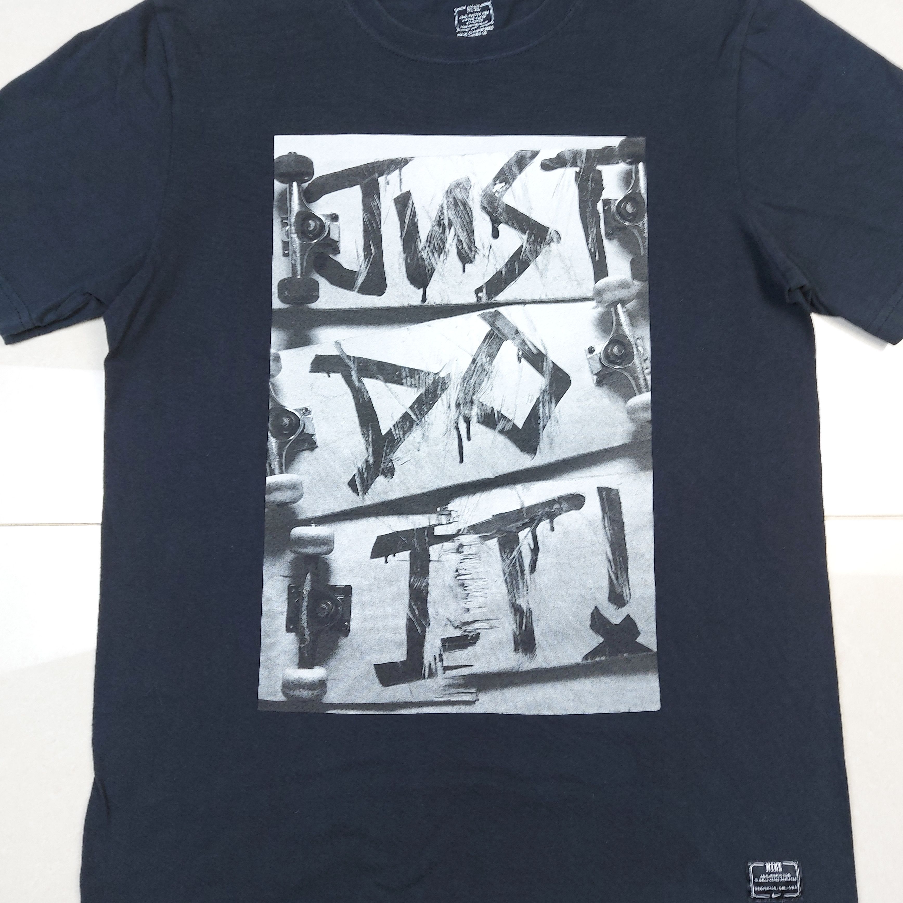 Nike SB 2013 NIKE SB Just Do It Skateboards TEE Size US M / EU 48-50 / 2 - 6 Thumbnail