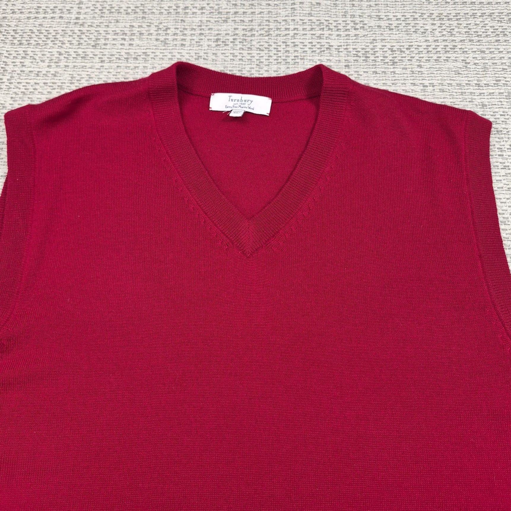 Vintage Turnbury Mens XL Red 100% Extra Fine Merino Wool V Neck Knit Sweater Vest Shirt Size US XL / EU 56 / 4 - 4 Thumbnail