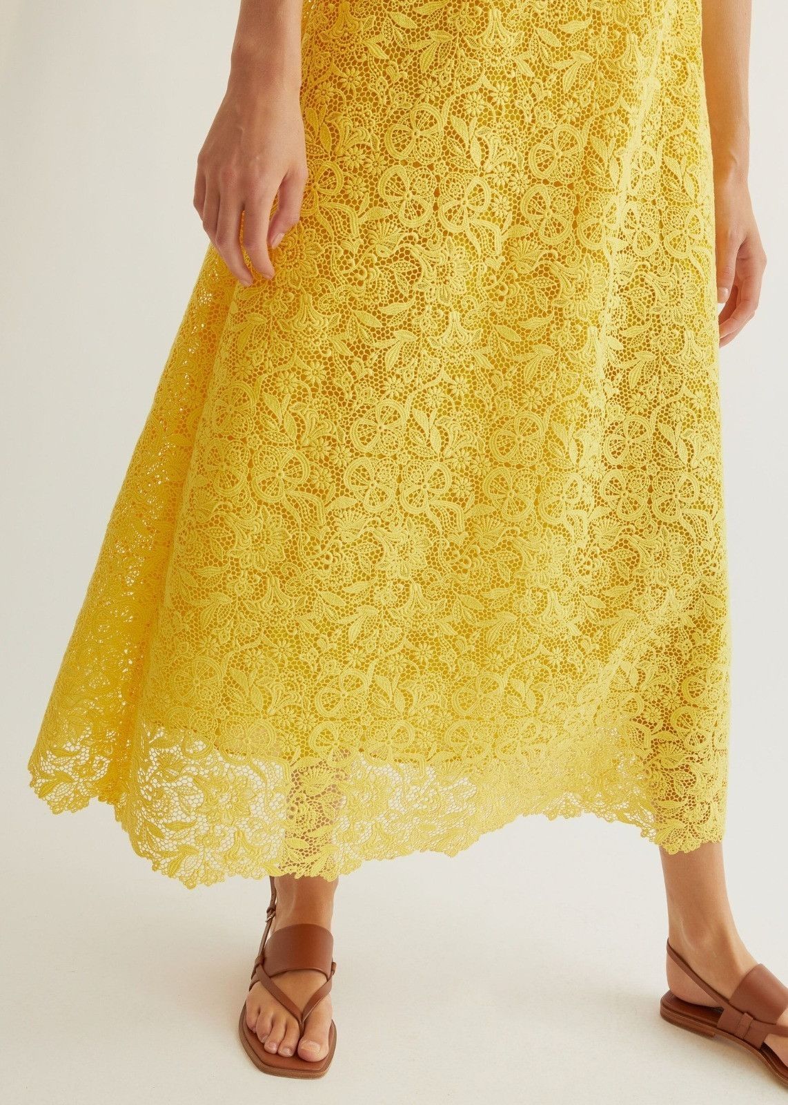 Loro Piana o1srvl11e0824 Ameena Infinite Macrame Maxi Dress in Yellow Size S / US 4 / IT 40 - 4 Thumbnail