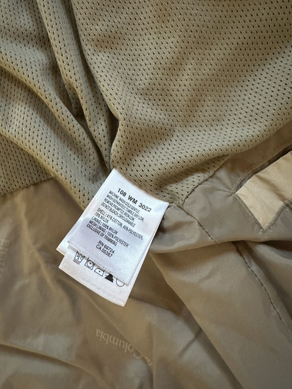 Columbia vintage 90s Workwear hiking mesh lined tan jacket mens S Size US S / EU 44-46 / 1 - 12 Thumbnail