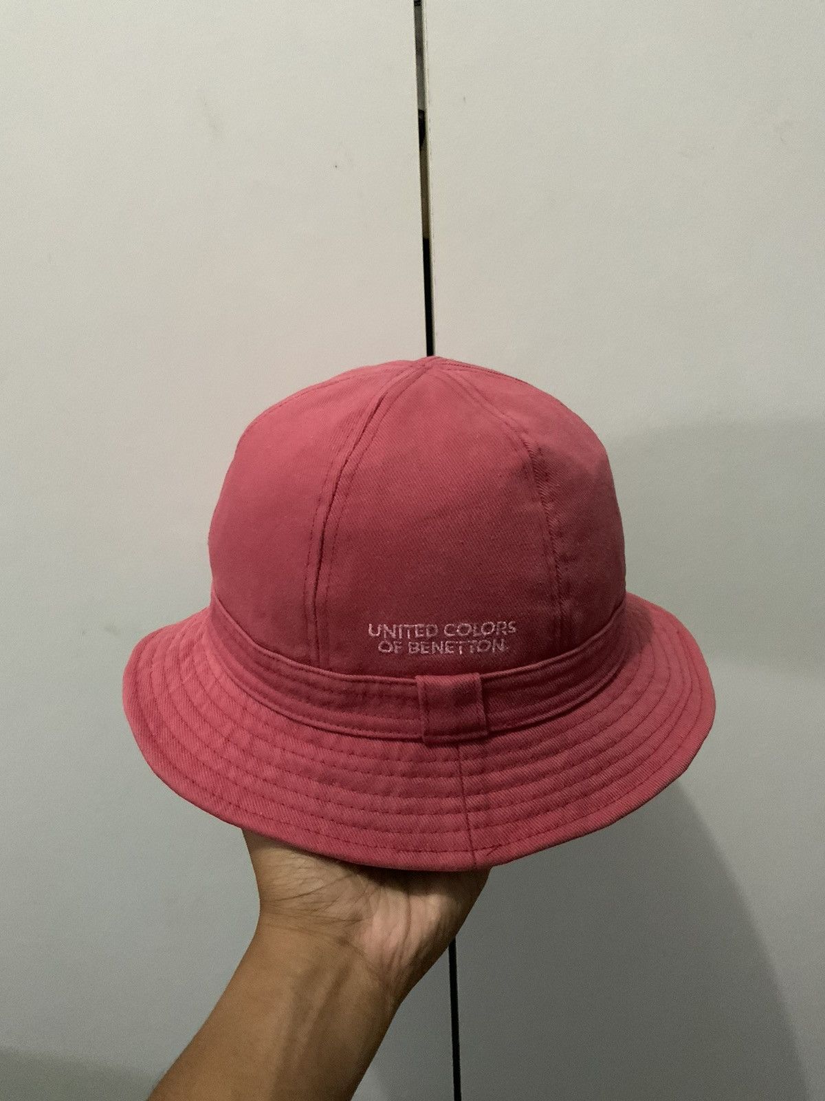 United Colors Of Benetton United Color of Benetton Hat Size ONE SIZE - 1 Thumbnail